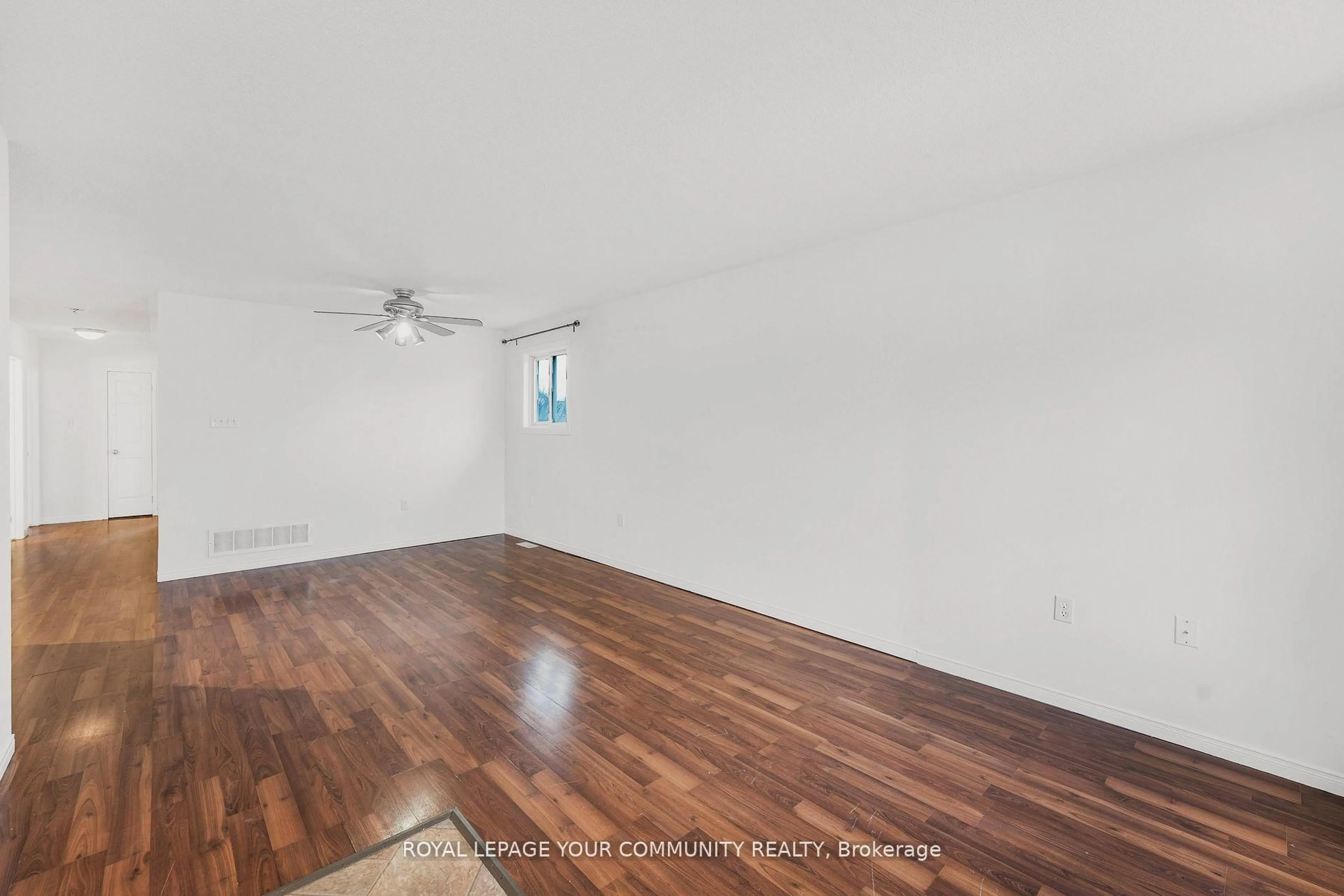 A pic of a room for 44 Hanmer St, Barrie Ontario L4M 6V1