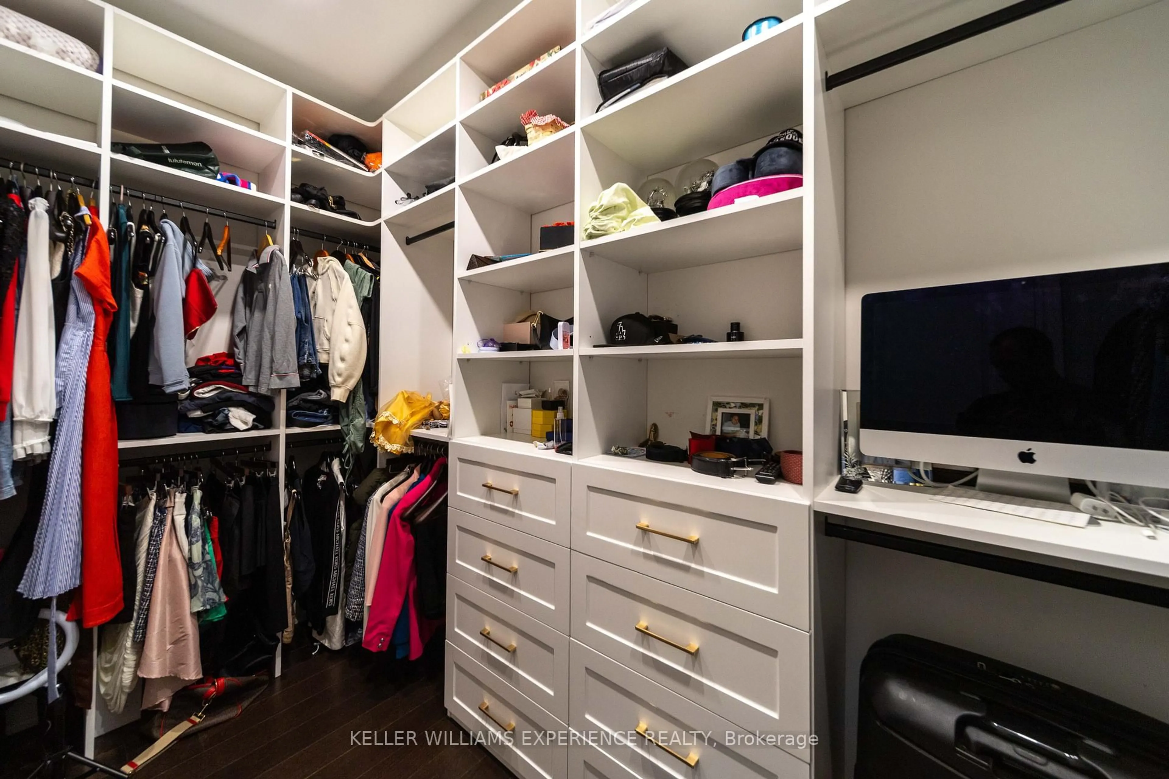 Storage room or clothes room or walk-in closet for 7 Bannister Rd, Barrie Ontario L9J 0L4