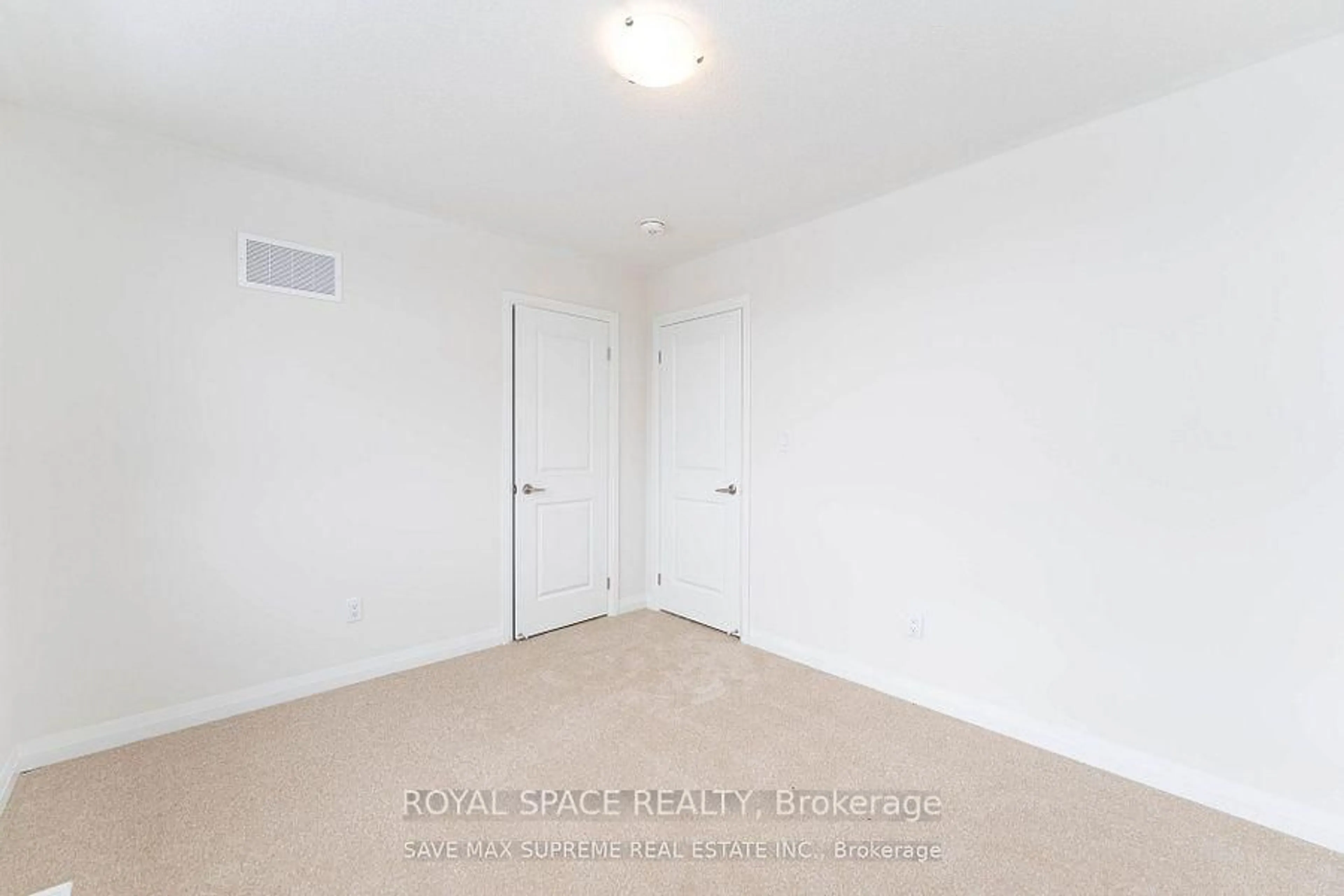 A pic of a room for 3 Federica Cres, Wasaga Beach Ontario L9Z 0N5