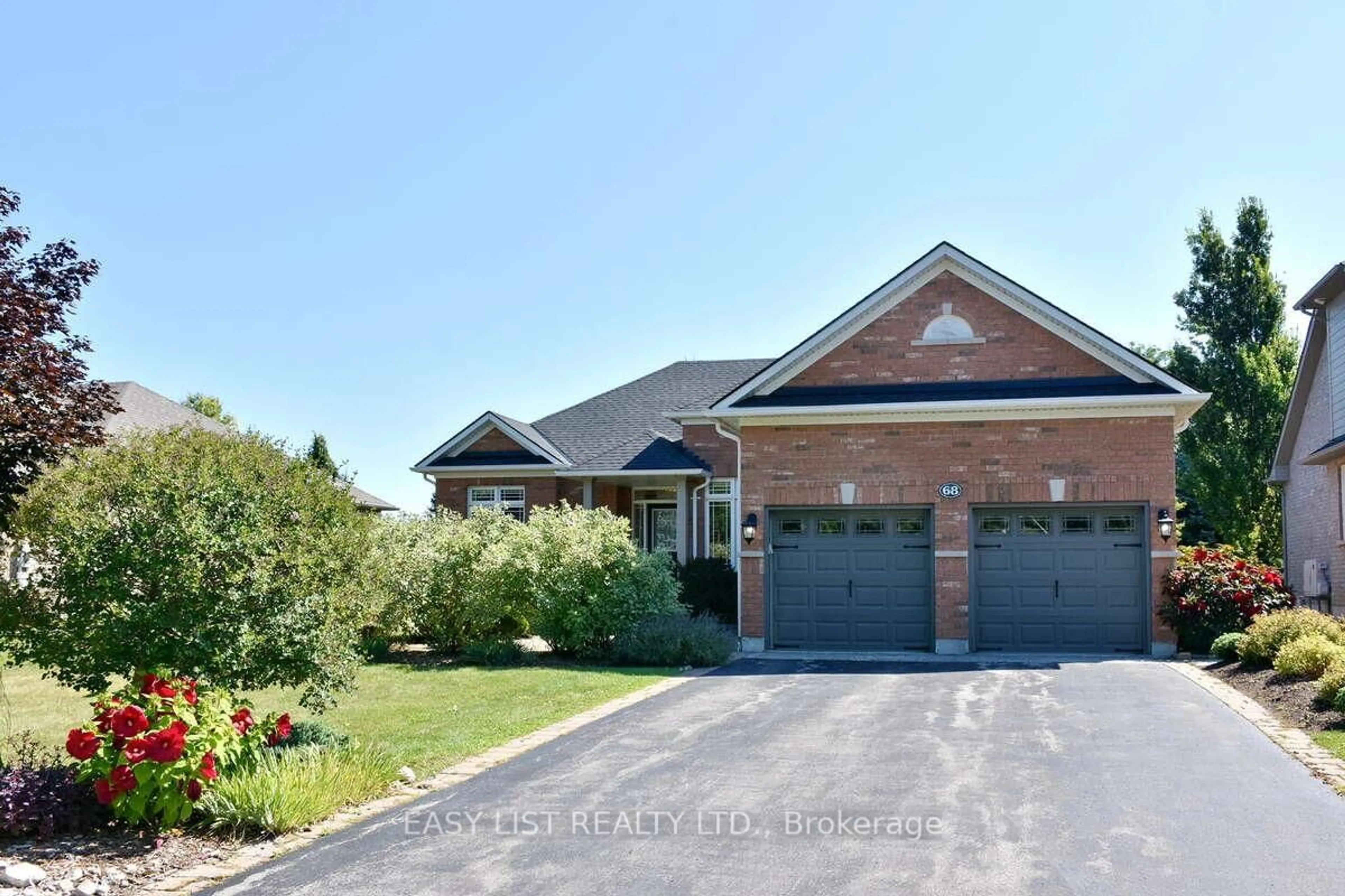 Home with brick exterior material, unknown for 68 Kells Cres, Collingwood Ontario L9Y 0B4