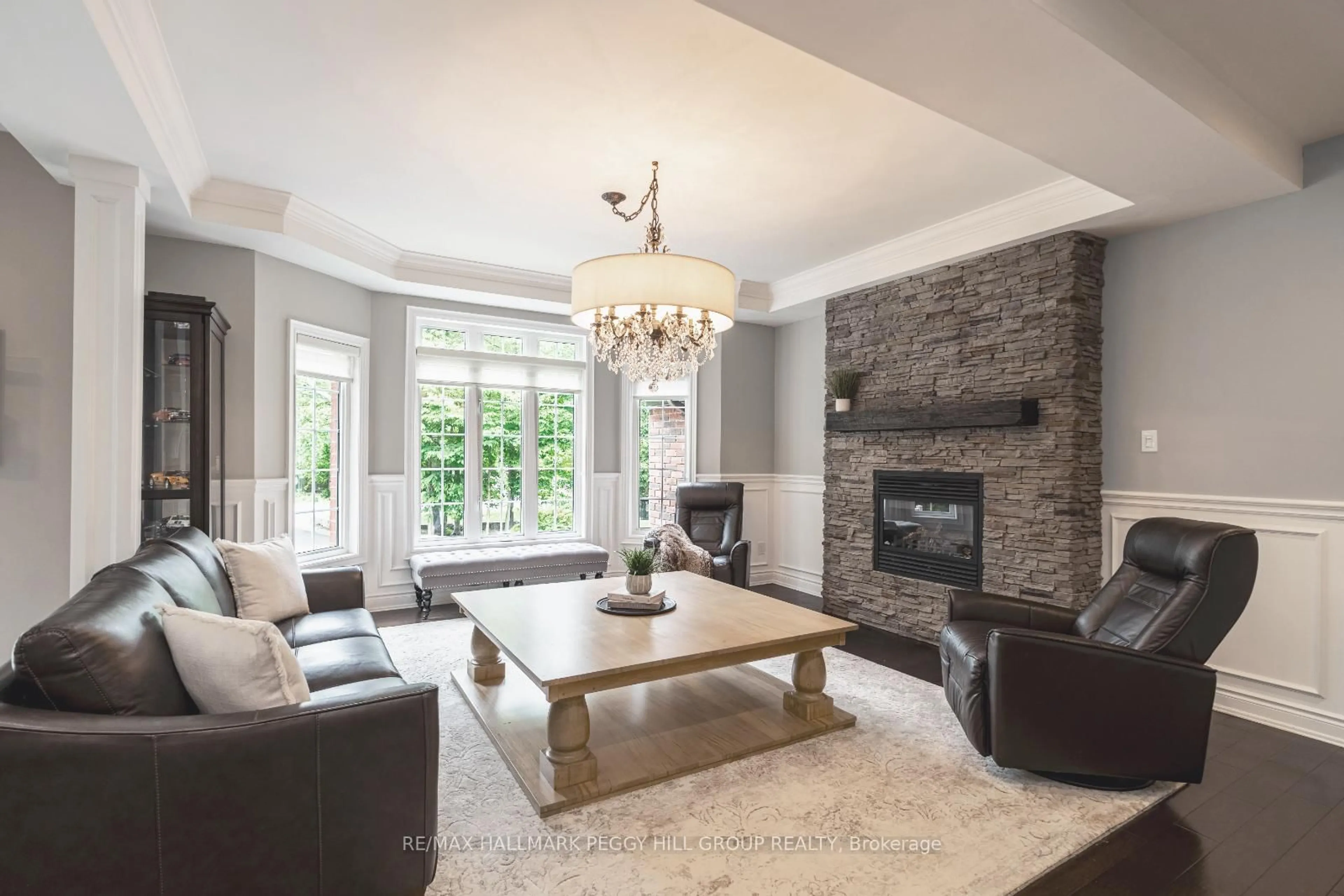 Living room with furniture, unknown for 11 Emerald Terr, Oro-Medonte Ontario L0L 2E0
