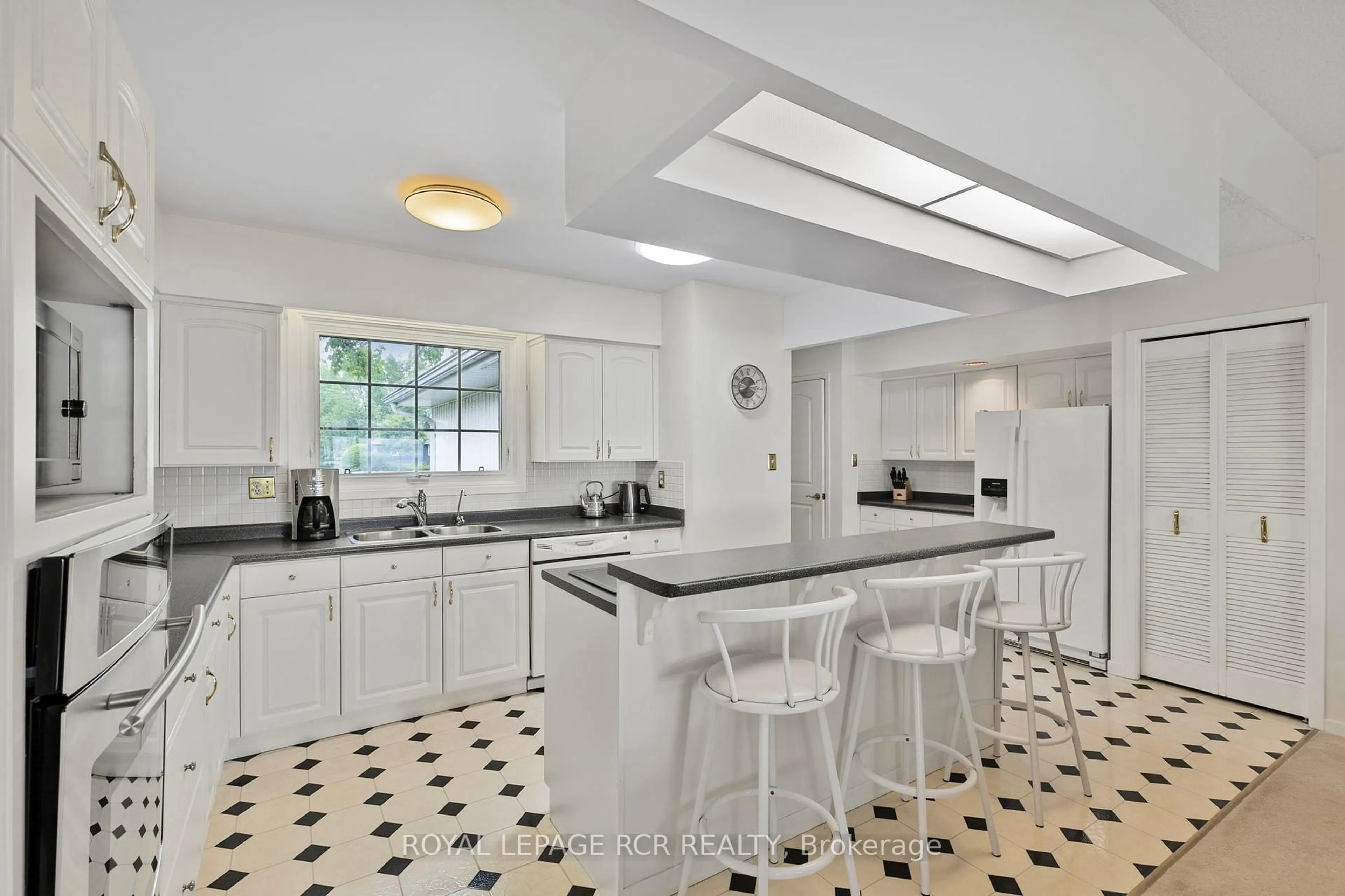 Contemporary kitchen, ceramic/tile floor for 5 Park Lane, Ramara Ontario L0K 1B0