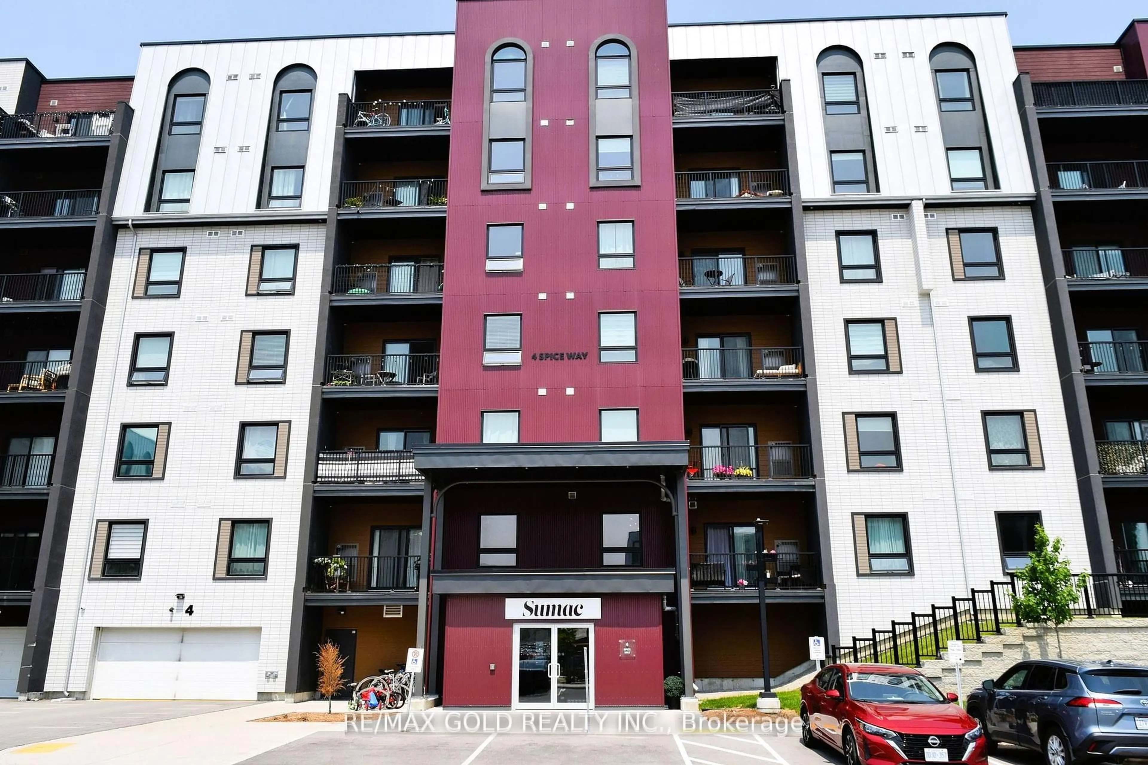 Unknown for 4 Spice Way #504, Barrie Ontario L9J 0M2