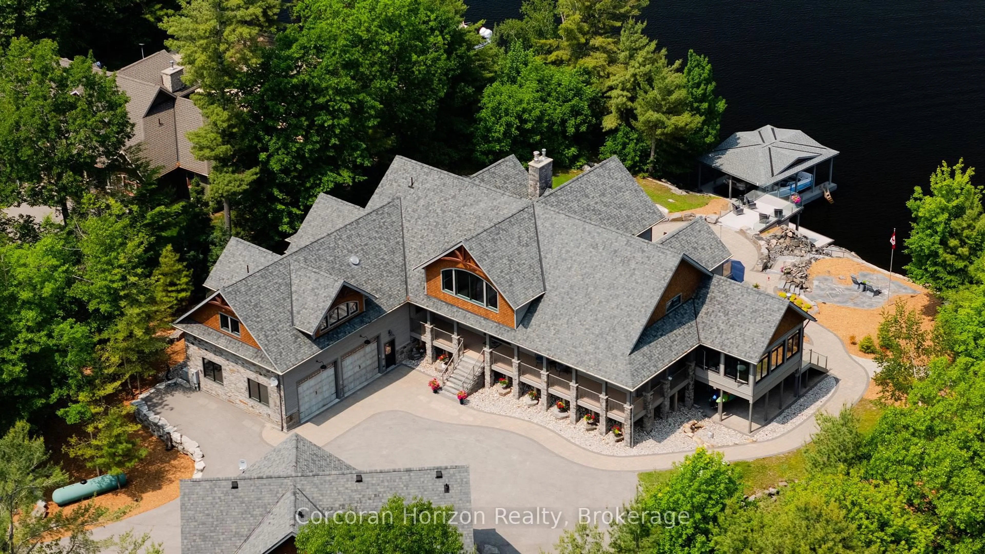 A pic from outside/outdoor area/front of a property/back of a property/a pic from drone, unknown for 2249 PILKINGTON Lane, Severn Ontario L0K 2C0