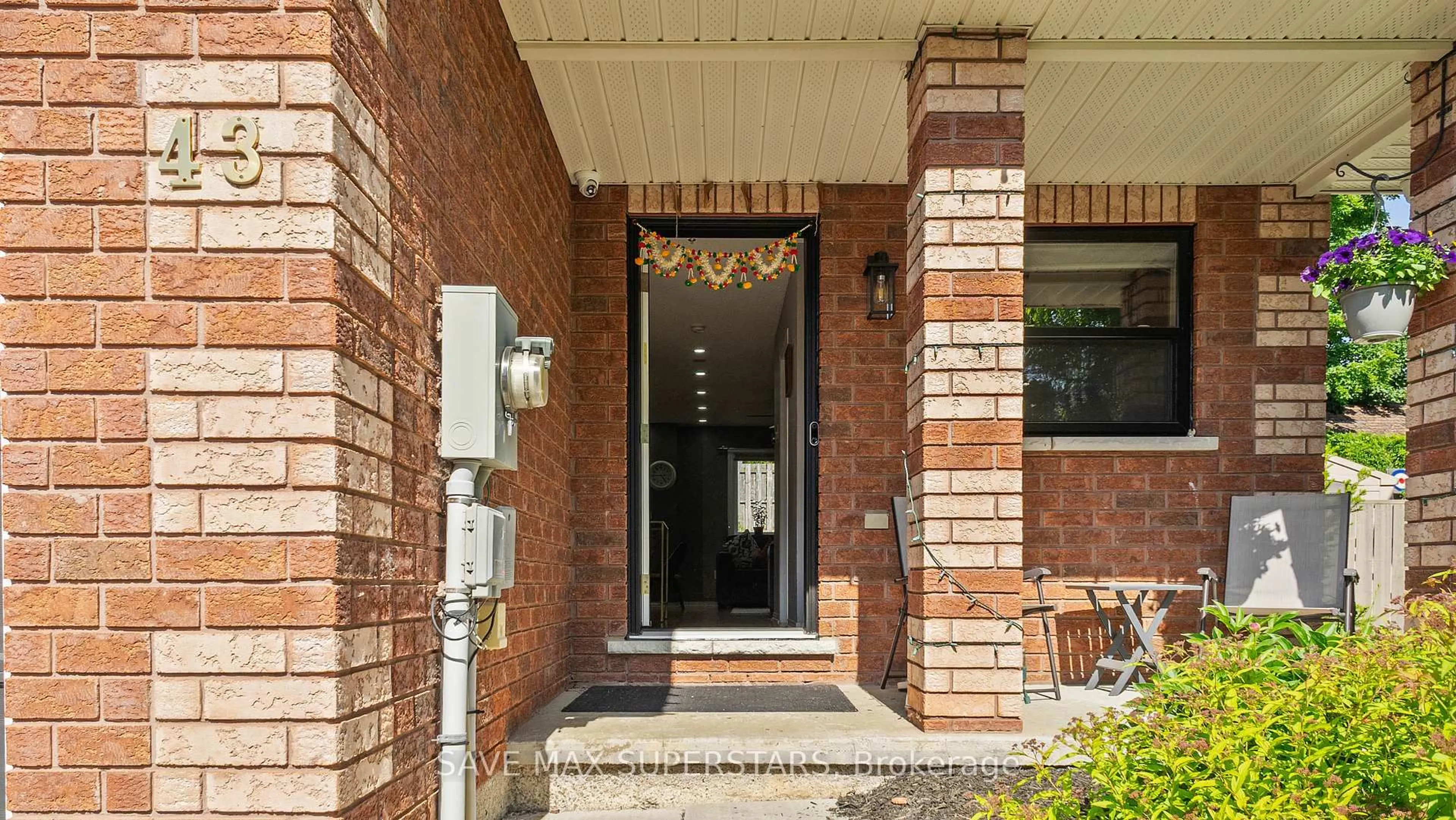 Unknown for 43 VIOLET St, Barrie Ontario L4N 9N2