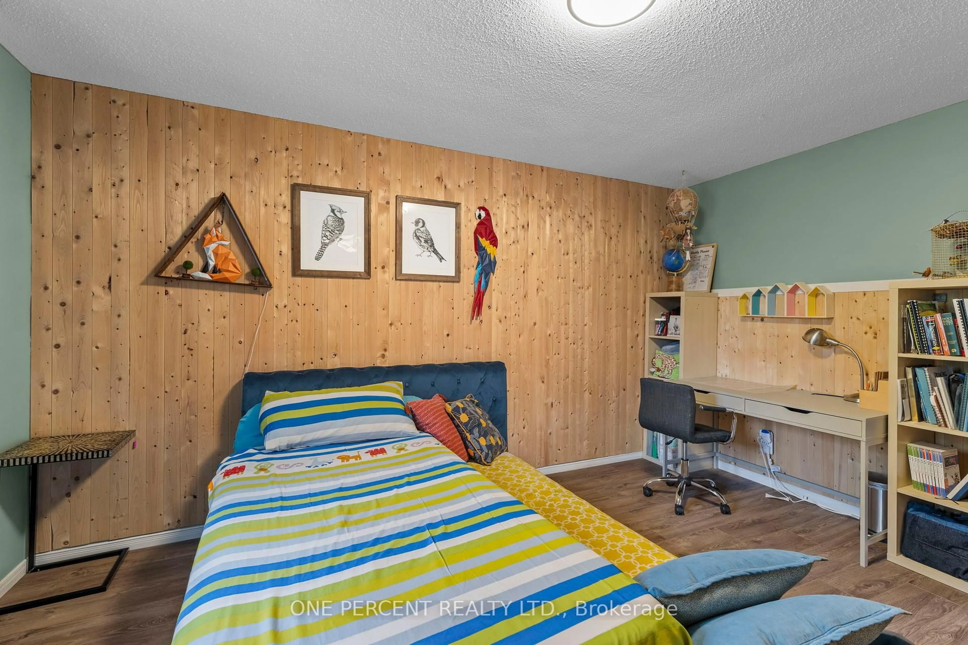 A pic of a room for 62 Garden Dr, Barrie Ontario L4N 6H9