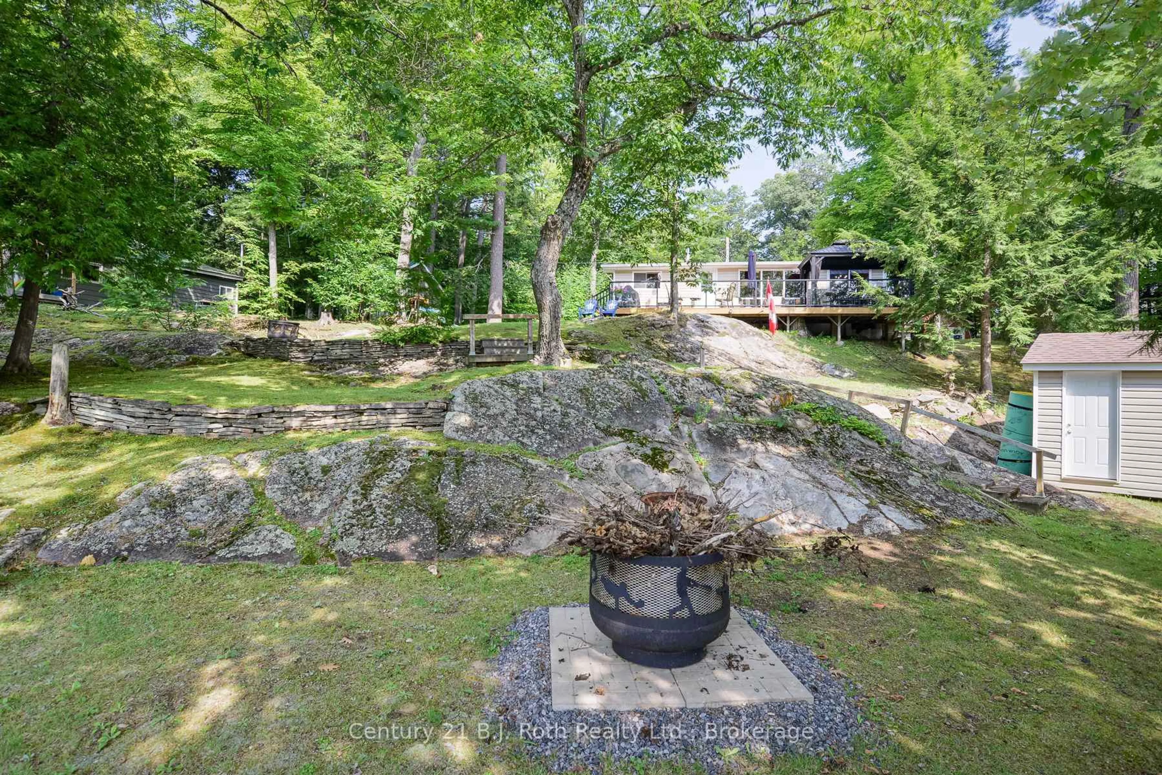 Patio, water/lake/river/ocean view for 5335 Claresbridge Lane, Severn Ontario L0K 2B0