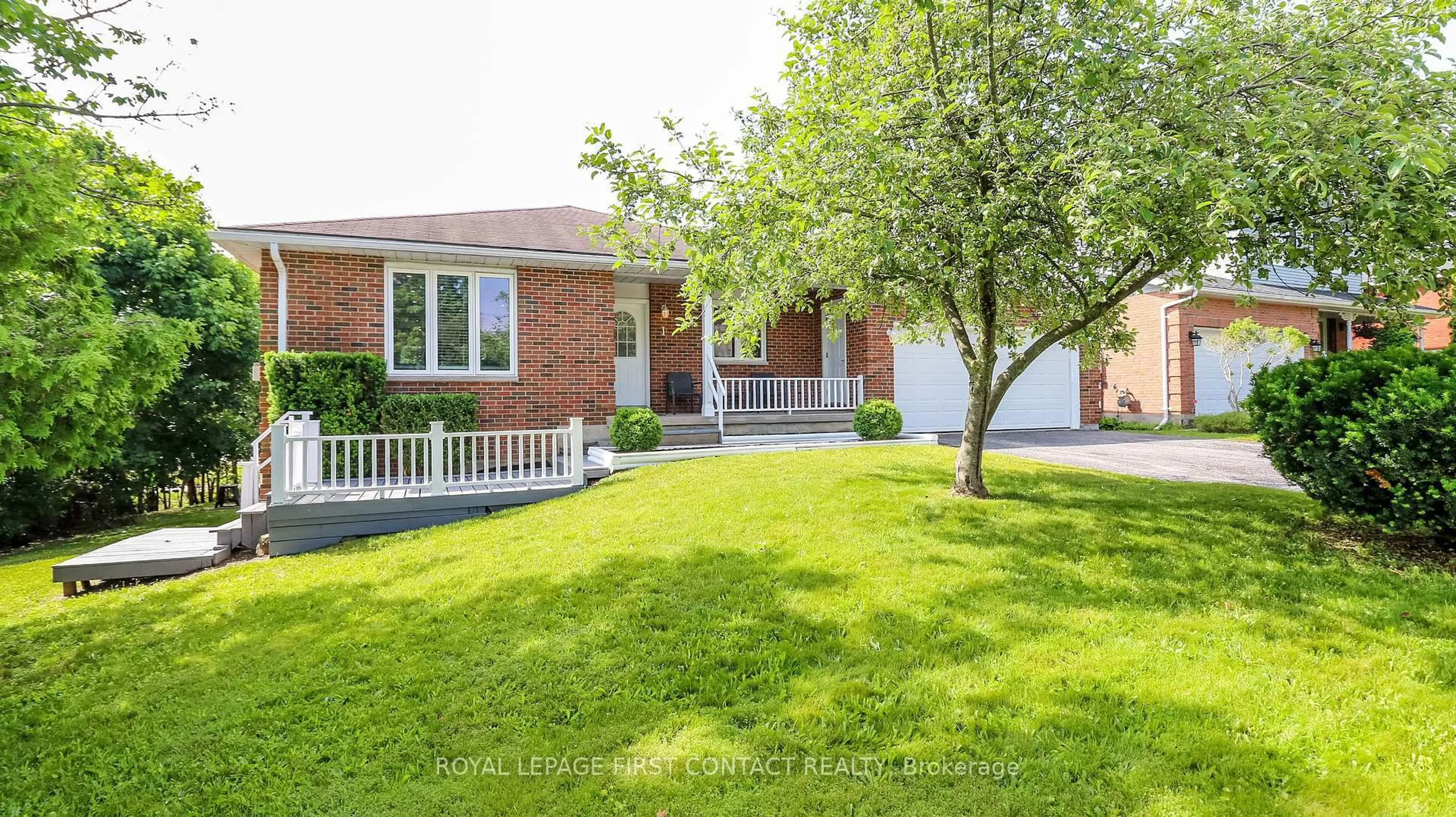 Home with brick exterior material, street for 1 Mariposa Dr, Orillia Ontario L3V 7G6
