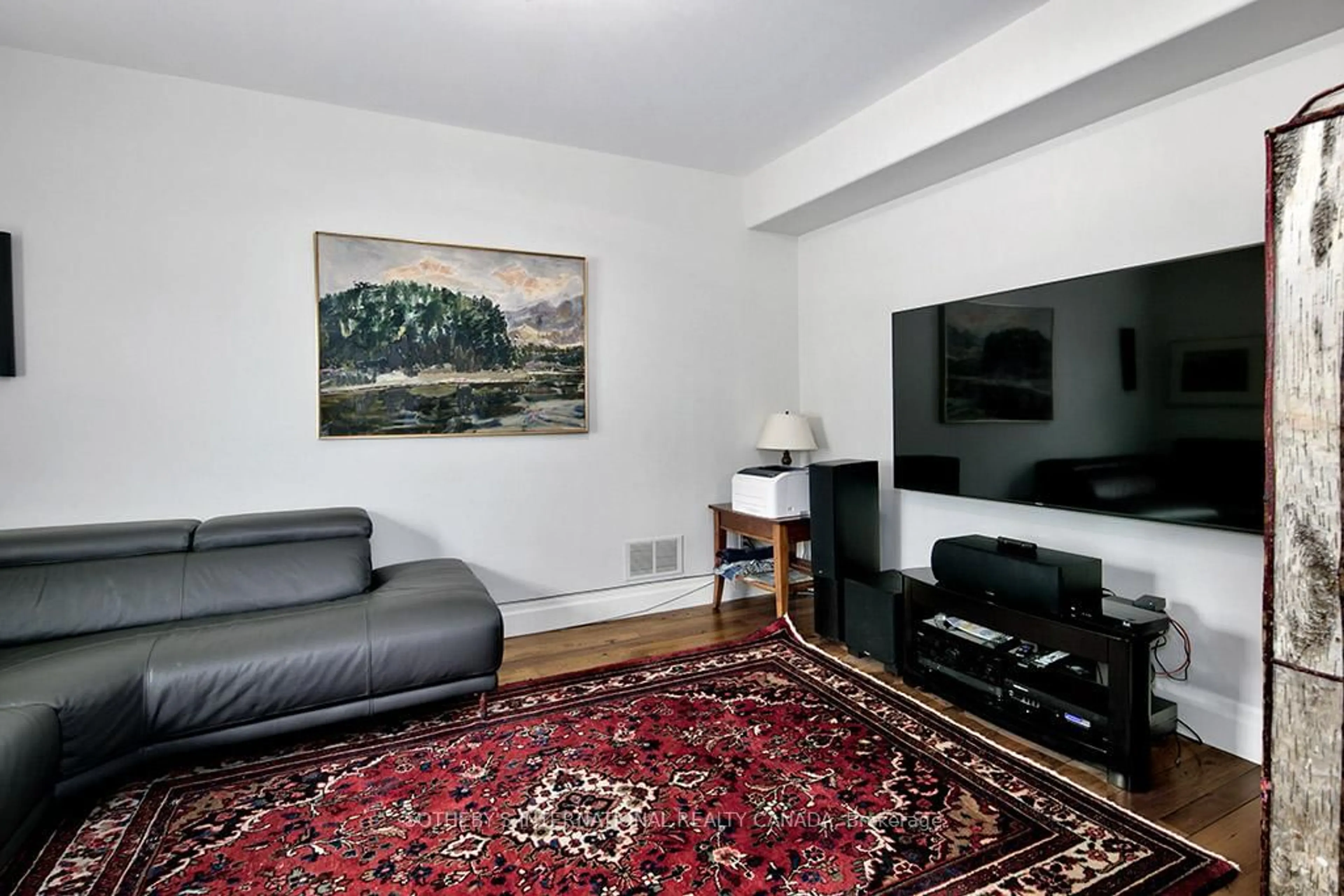 Living room with furniture, unknown for 156 Bartlett Blvd, Collingwood Ontario L9Y 5C9