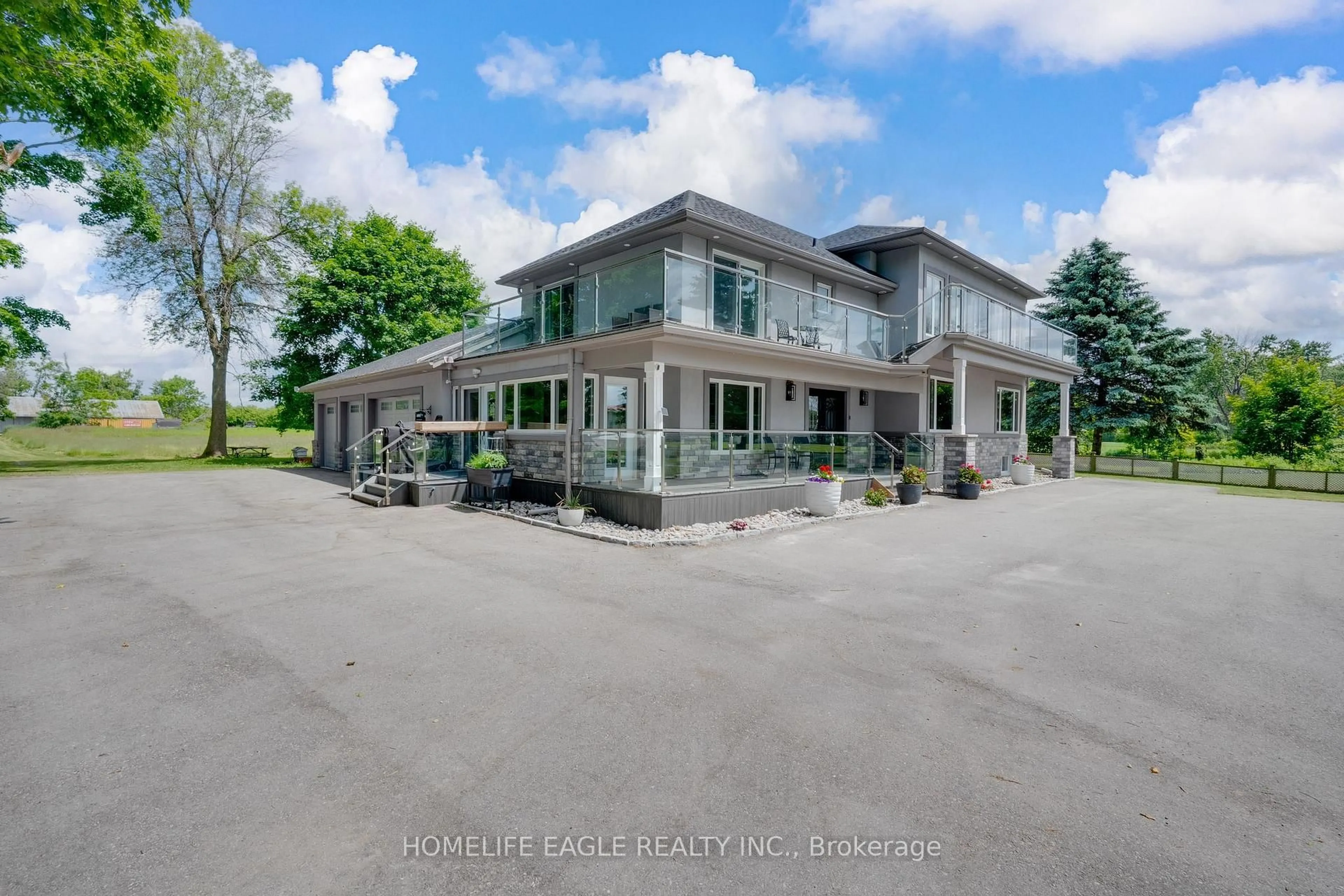 A pic from outside/outdoor area/front of a property/back of a property/a pic from drone, unknown for 1275 Ramara Road 47 Rd, Ramara Ontario L0K 1B0