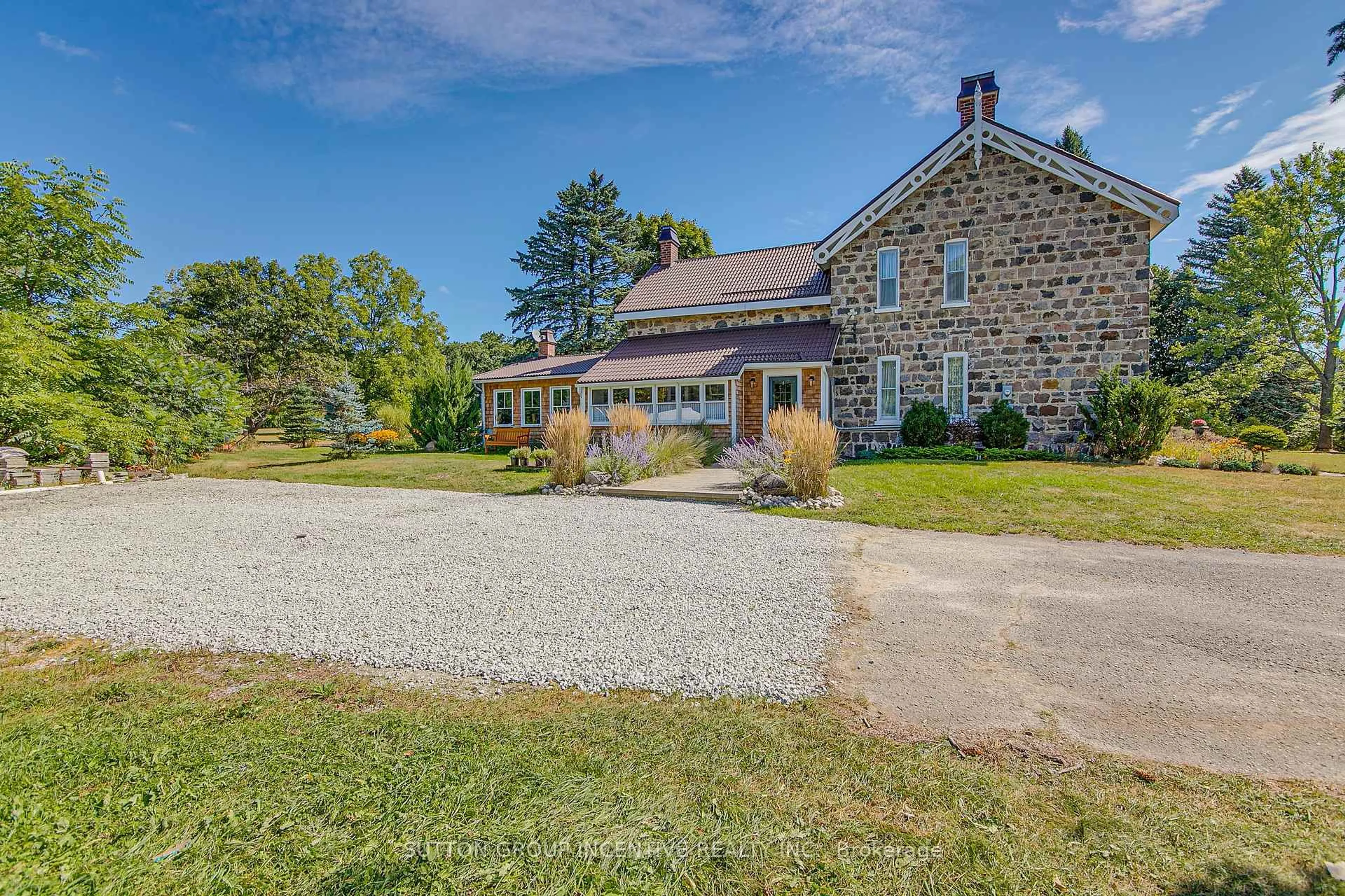 Unknown for 1680 Hwy 26, Springwater Ontario L0L 1Y2