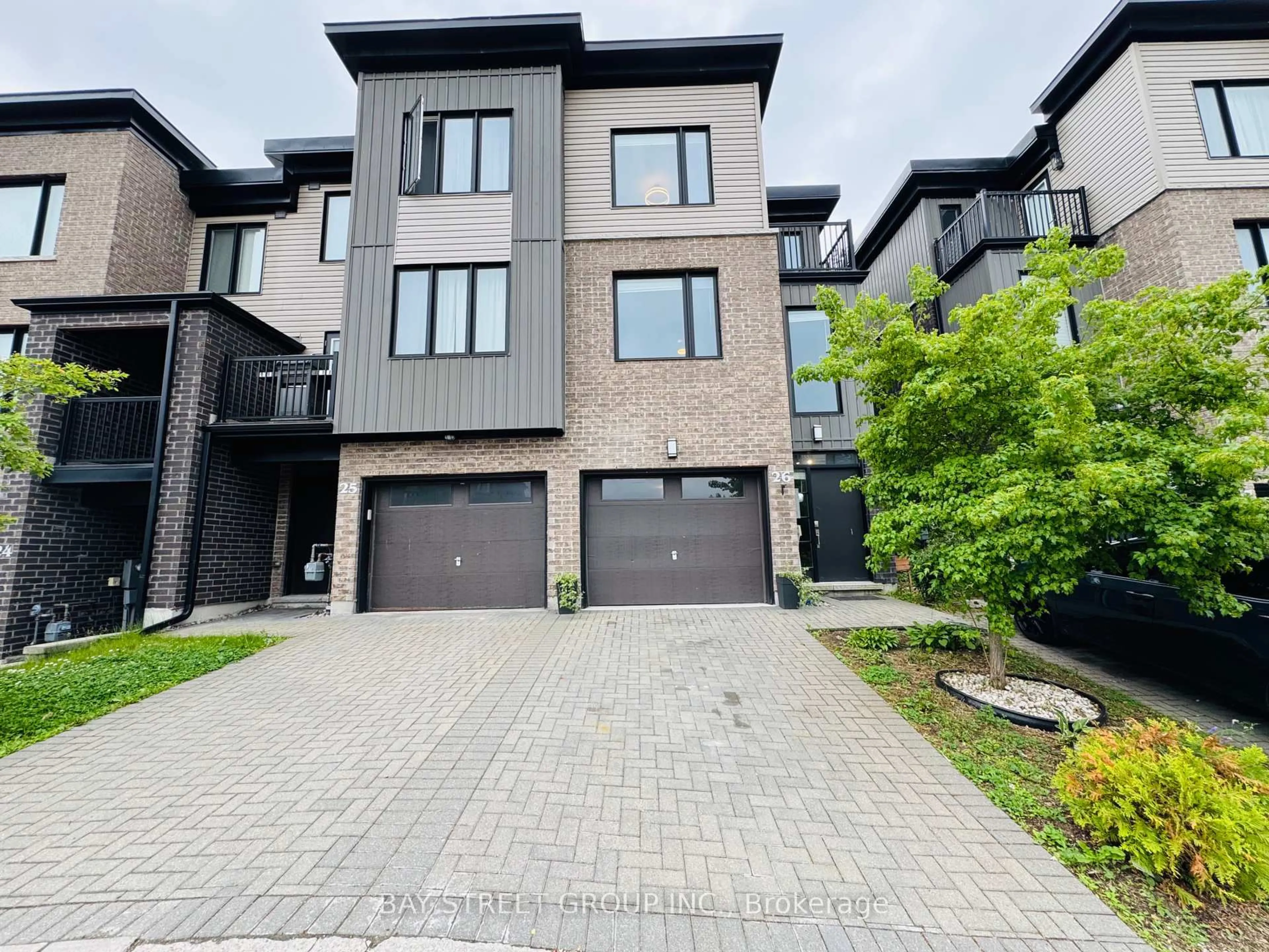 A pic from outside/outdoor area/front of a property/back of a property/a pic from drone, street for 199 Ardagh Rd #26, Barrie Ontario L4N 3V5