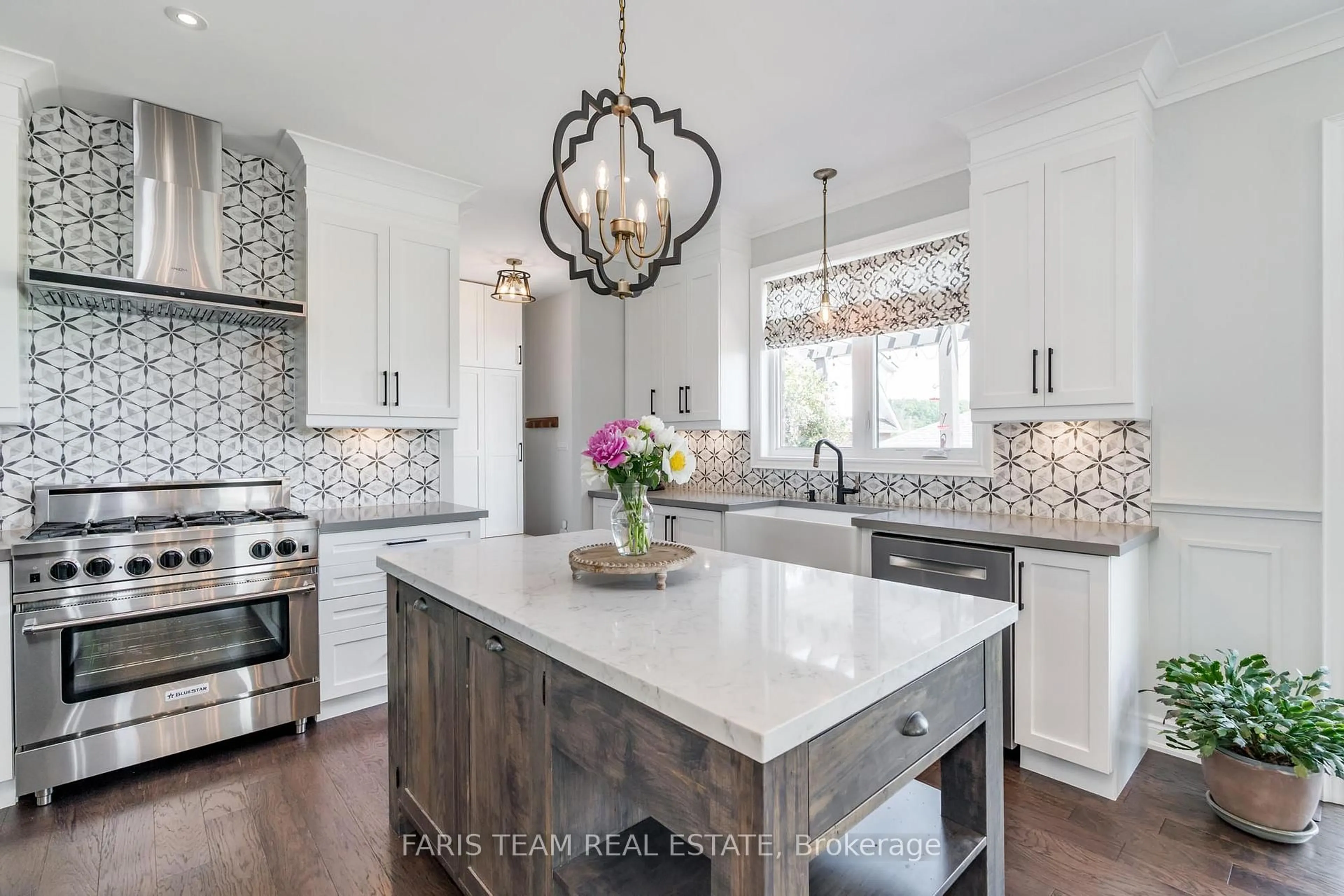 Contemporary kitchen, ceramic/tile floor for 38 Nelson St, Clearview Ontario L0M 1G0