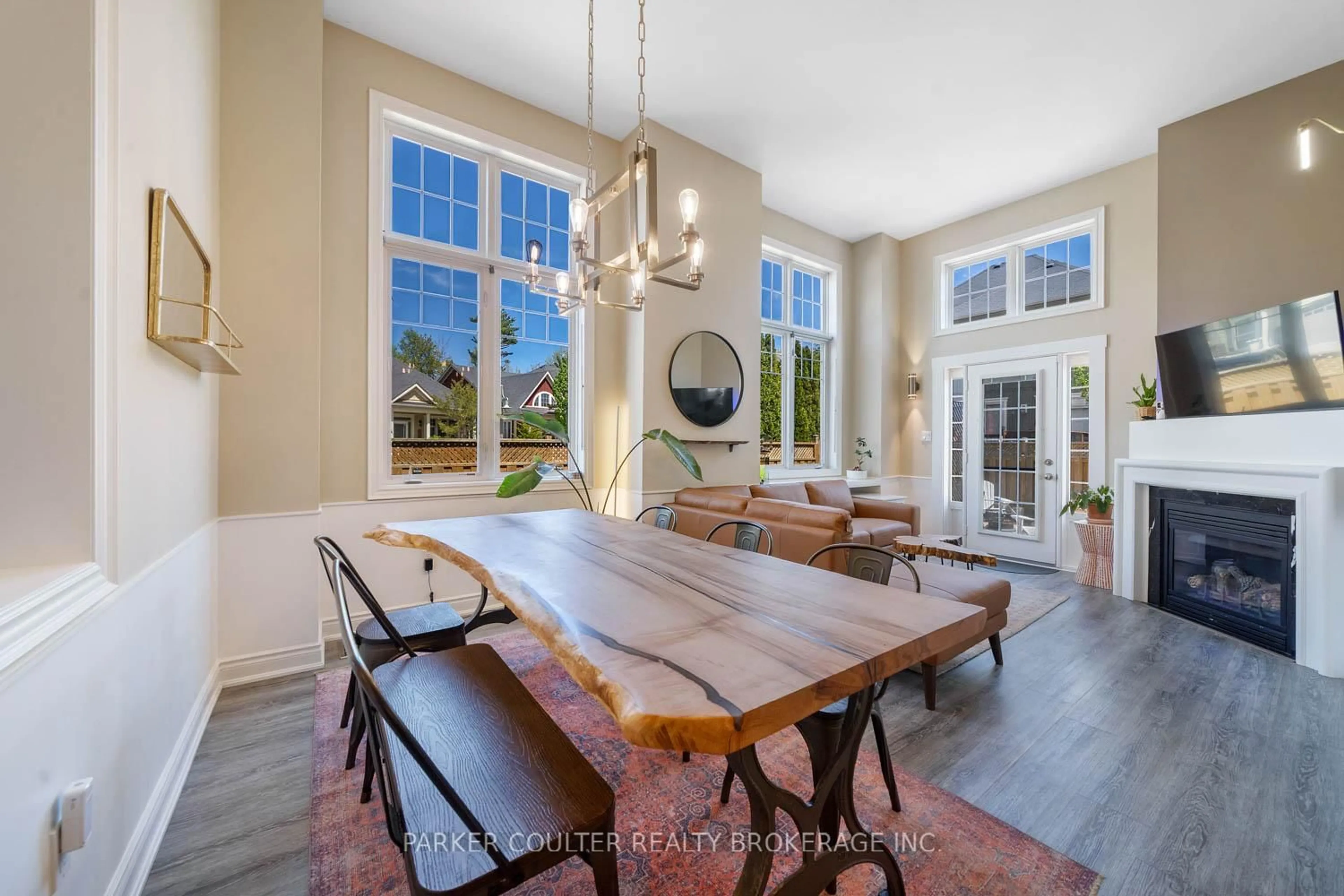 Dining room, unknown for 300 Stonebridge Blvd, Wasaga Beach Ontario L9Z 0E7