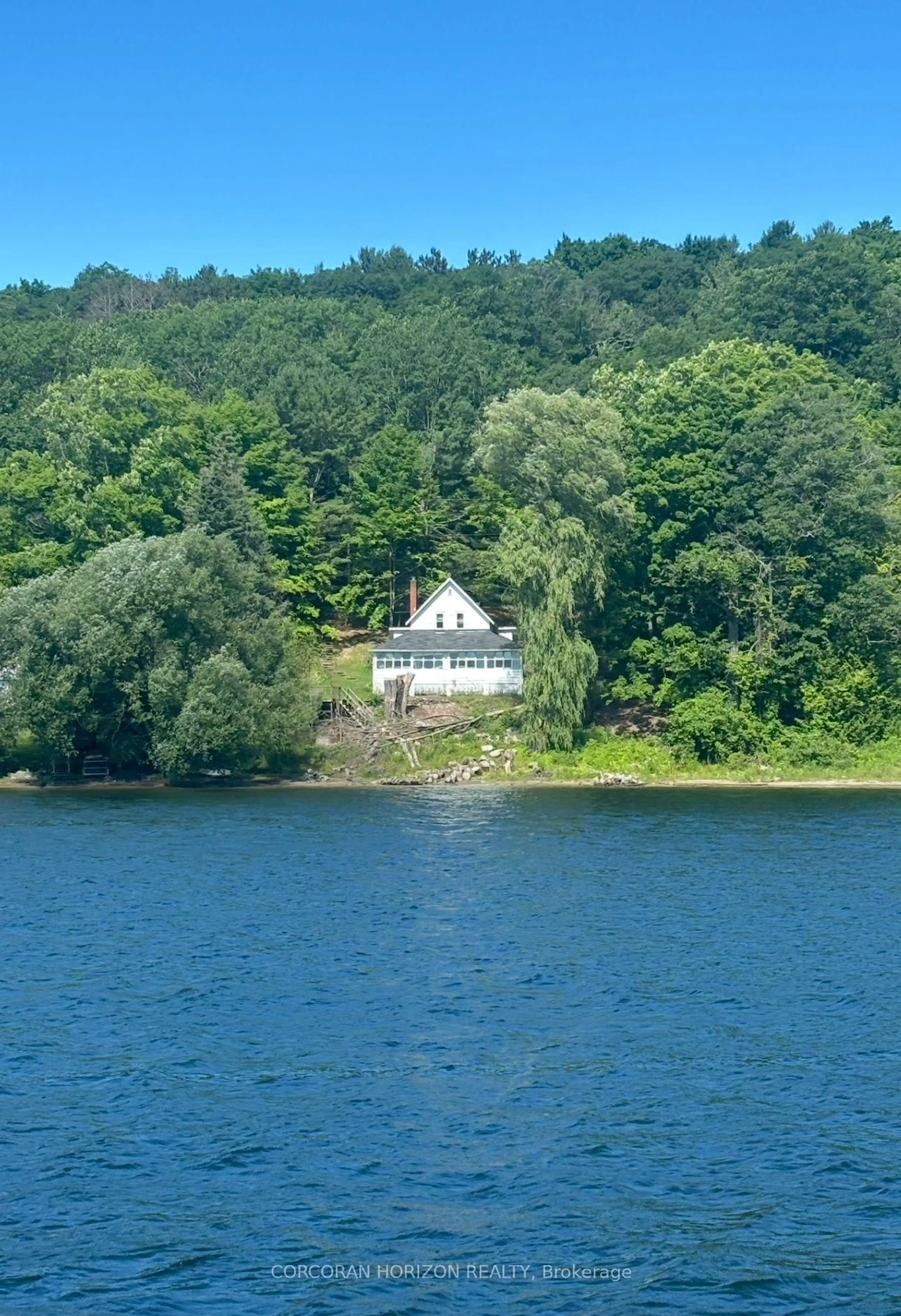 A pic from outside/outdoor area/front of a property/back of a property/a pic from drone, water/lake/river/ocean view for 383 Champlain Rd, Penetanguishene Ontario L9M 1S3