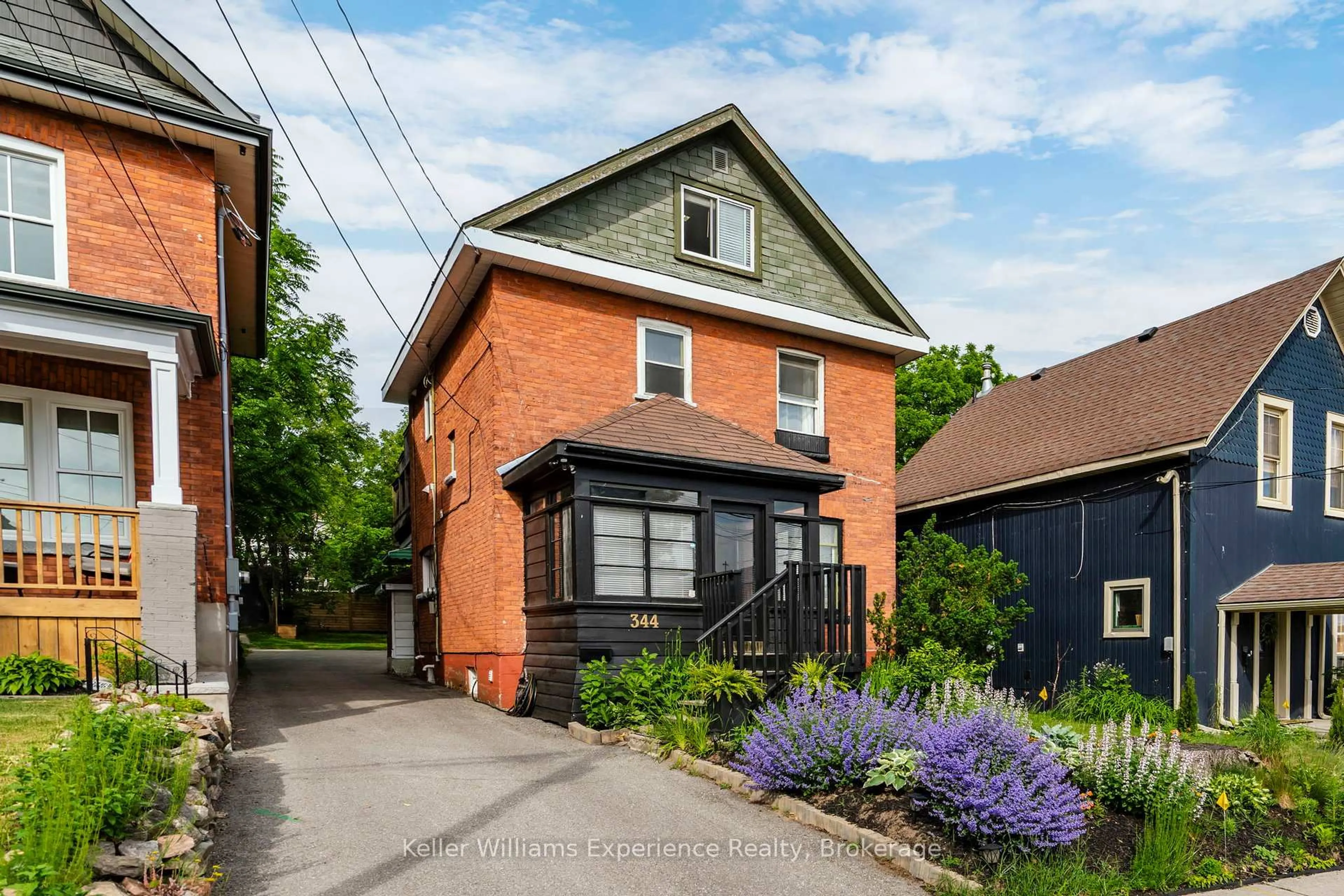 Home with brick exterior material, street for 344 First St, Midland Ontario L4R 3P2