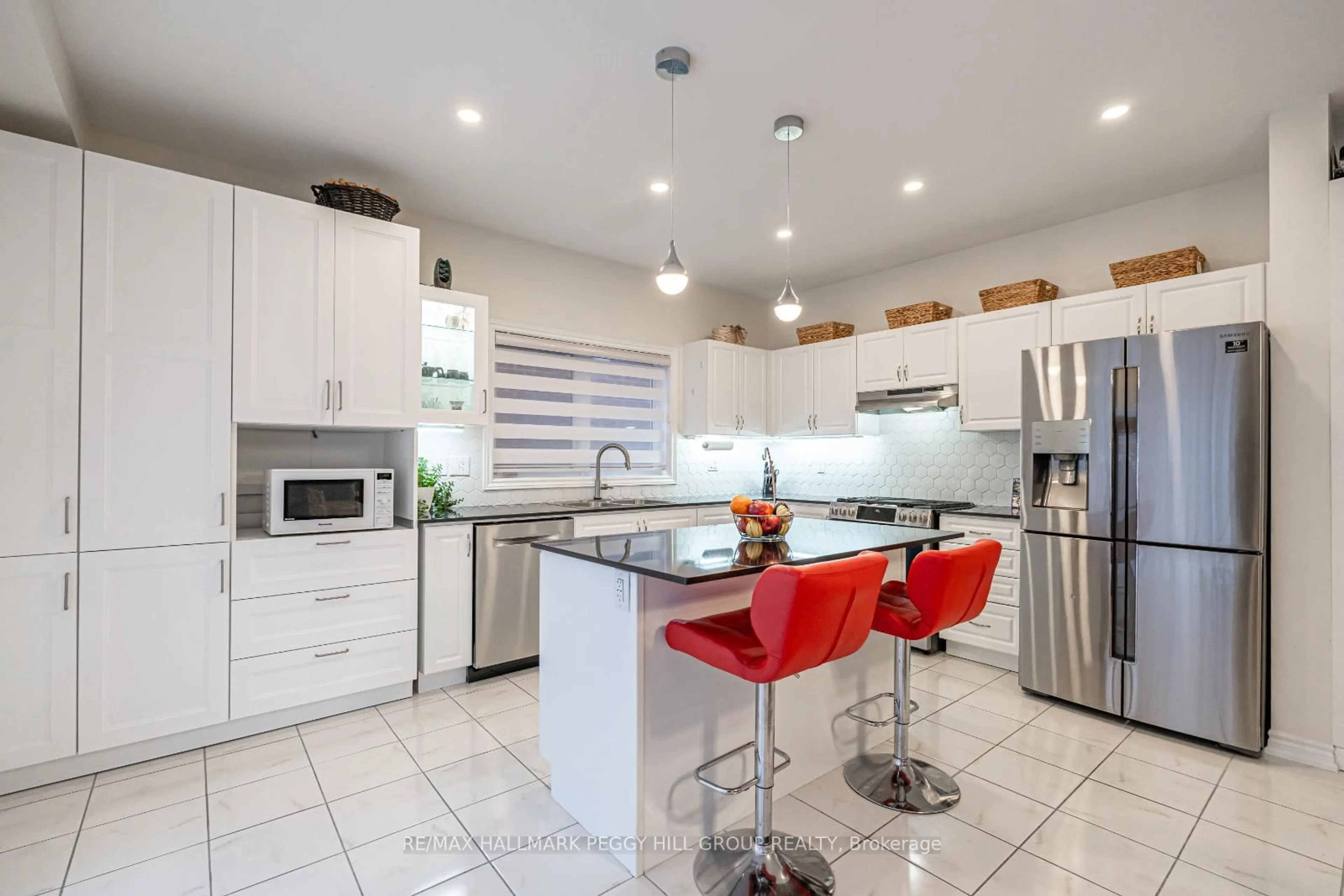 Contemporary kitchen, ceramic/tile floor for 3 Cypress Point St, Barrie Ontario L4N 6J9