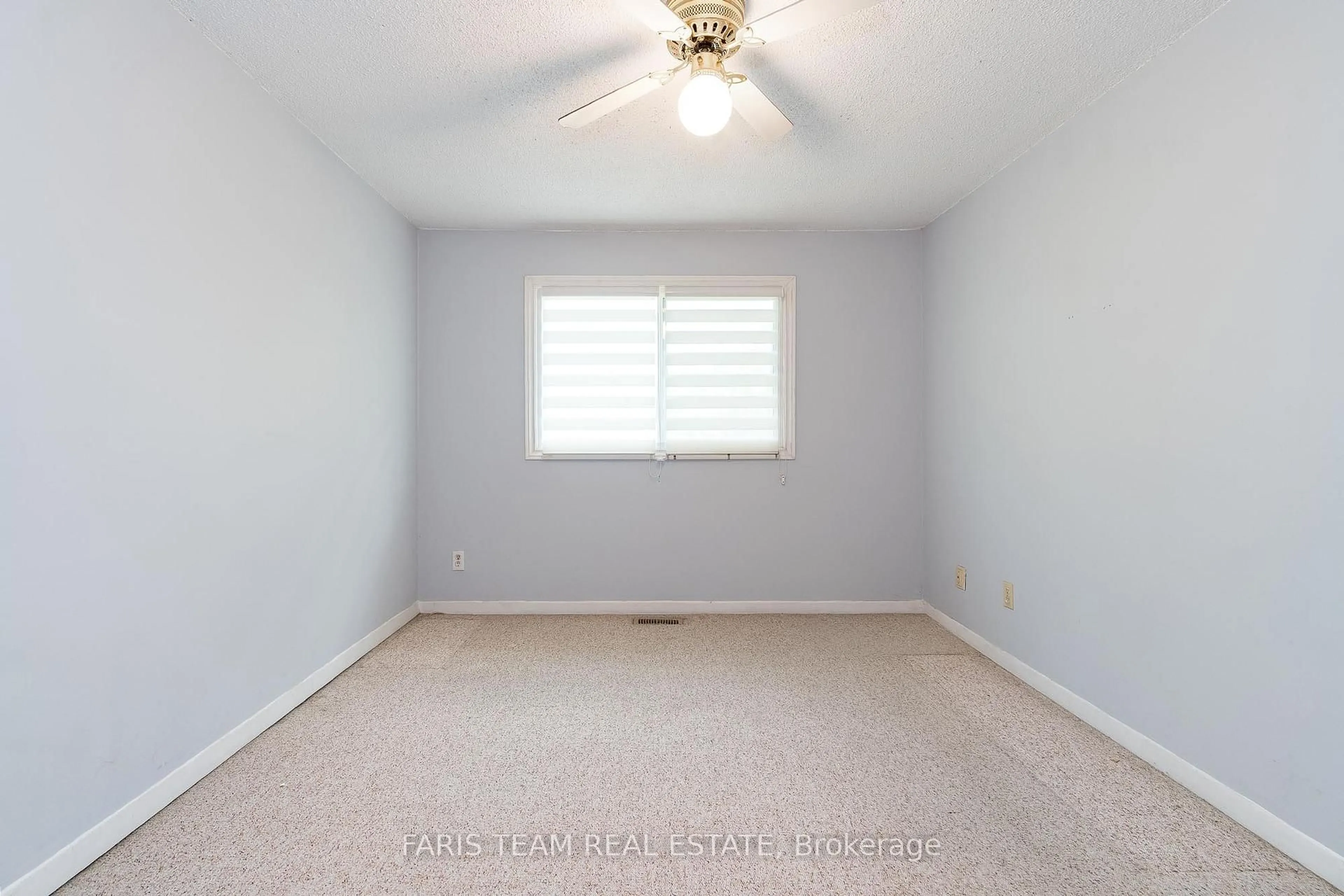 A pic of a room for 52 Adelaide St #7, Barrie Ontario L4N 3T5