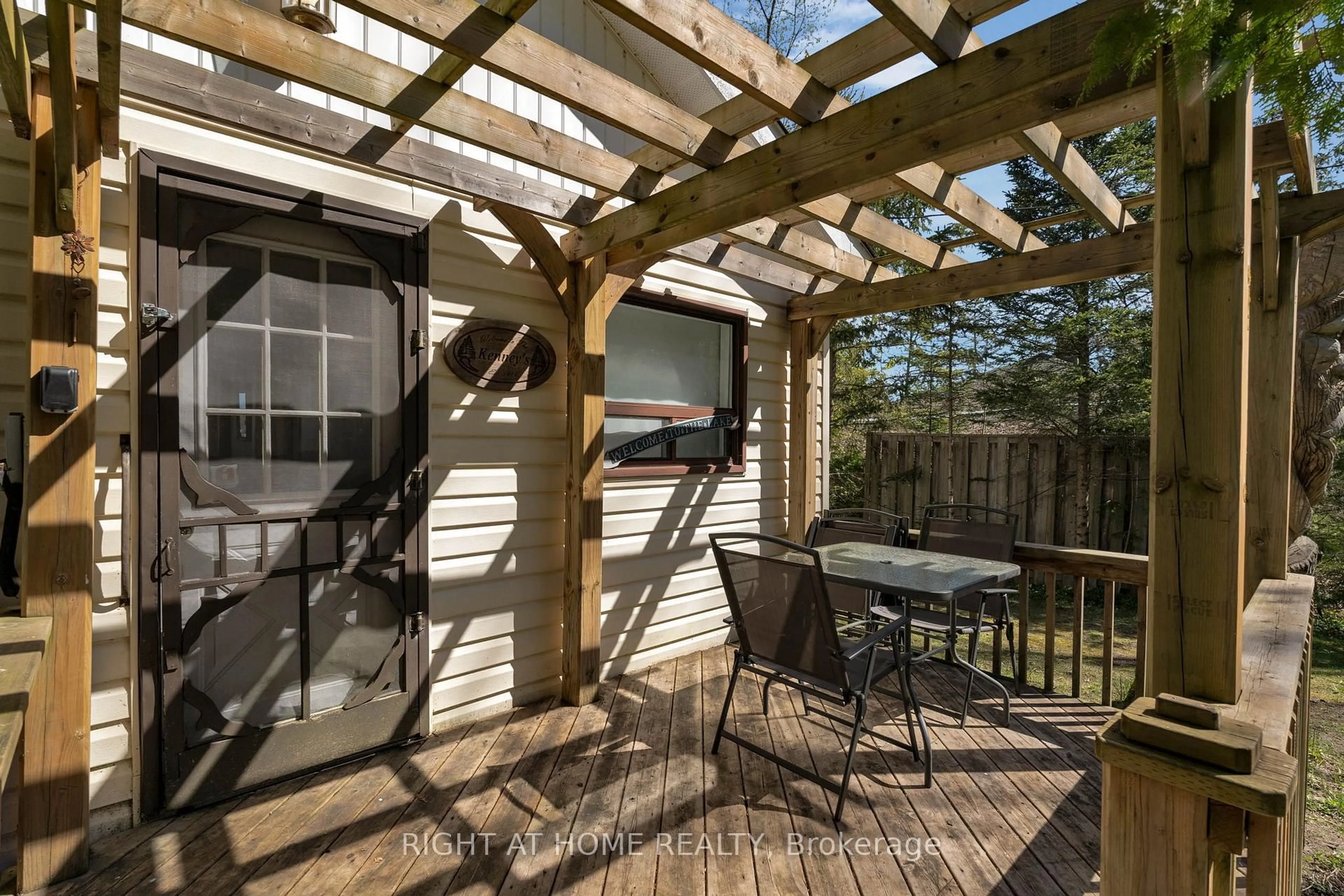 Patio, unknown for 2200 South Orr Lake Rd, Springwater Ontario L0L 1P0
