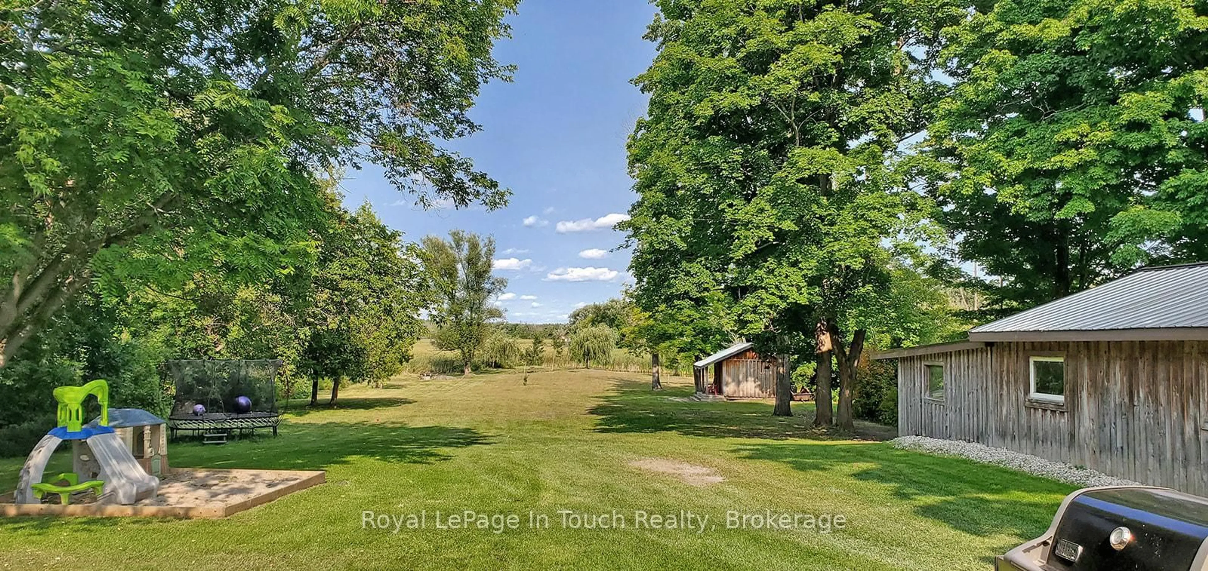 A pic from outside/outdoor area/front of a property/back of a property/a pic from drone, forest/trees view for 3010 MATCHEDASH St, Severn Ontario L0K 2C0