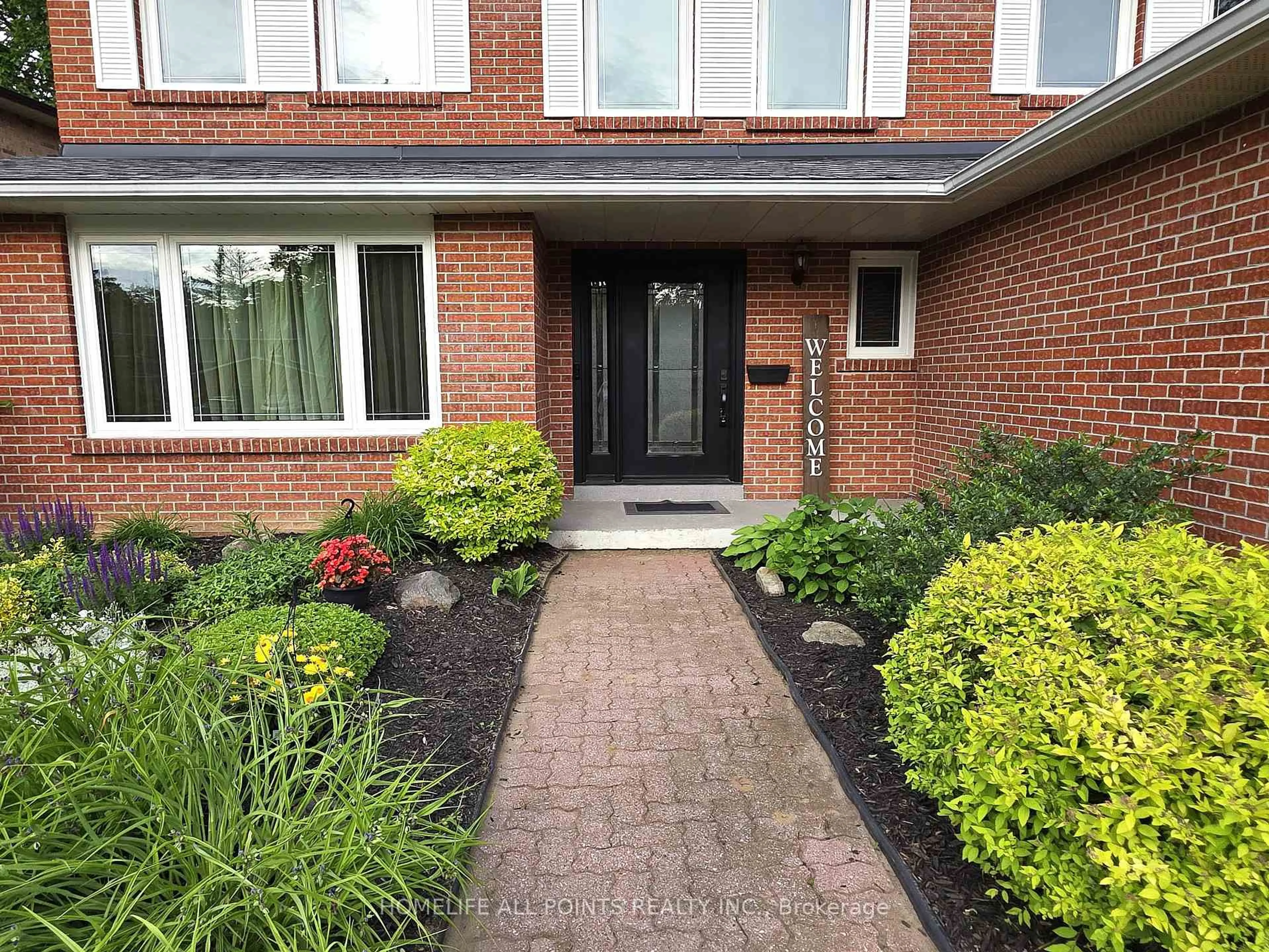 Home with brick exterior material, street for 188 BROWNING Tr, Barrie Ontario L4N 5H2