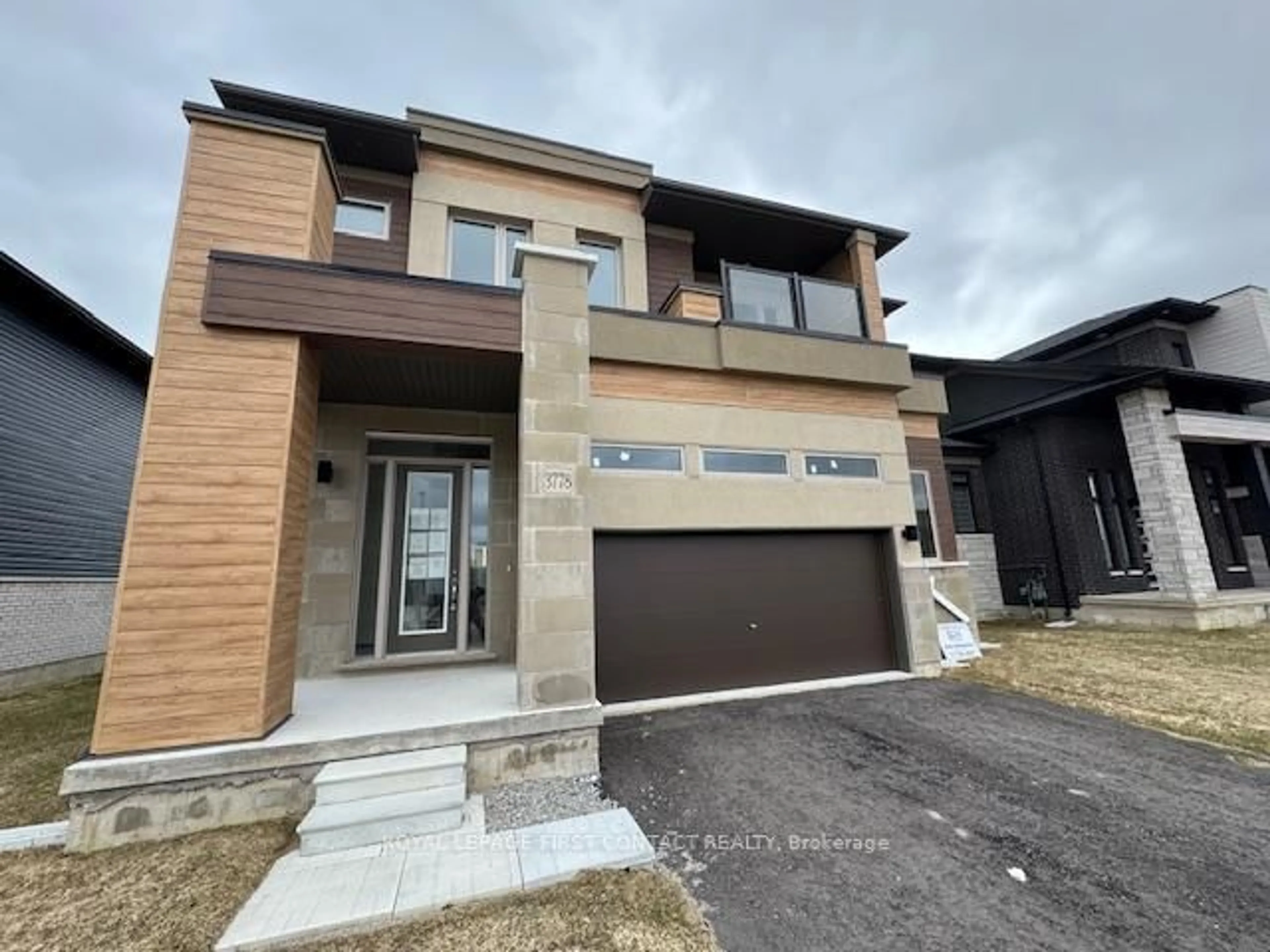 Home with brick exterior material, street for 3778 Sunbank Cres, Severn Ontario L3V 6H3