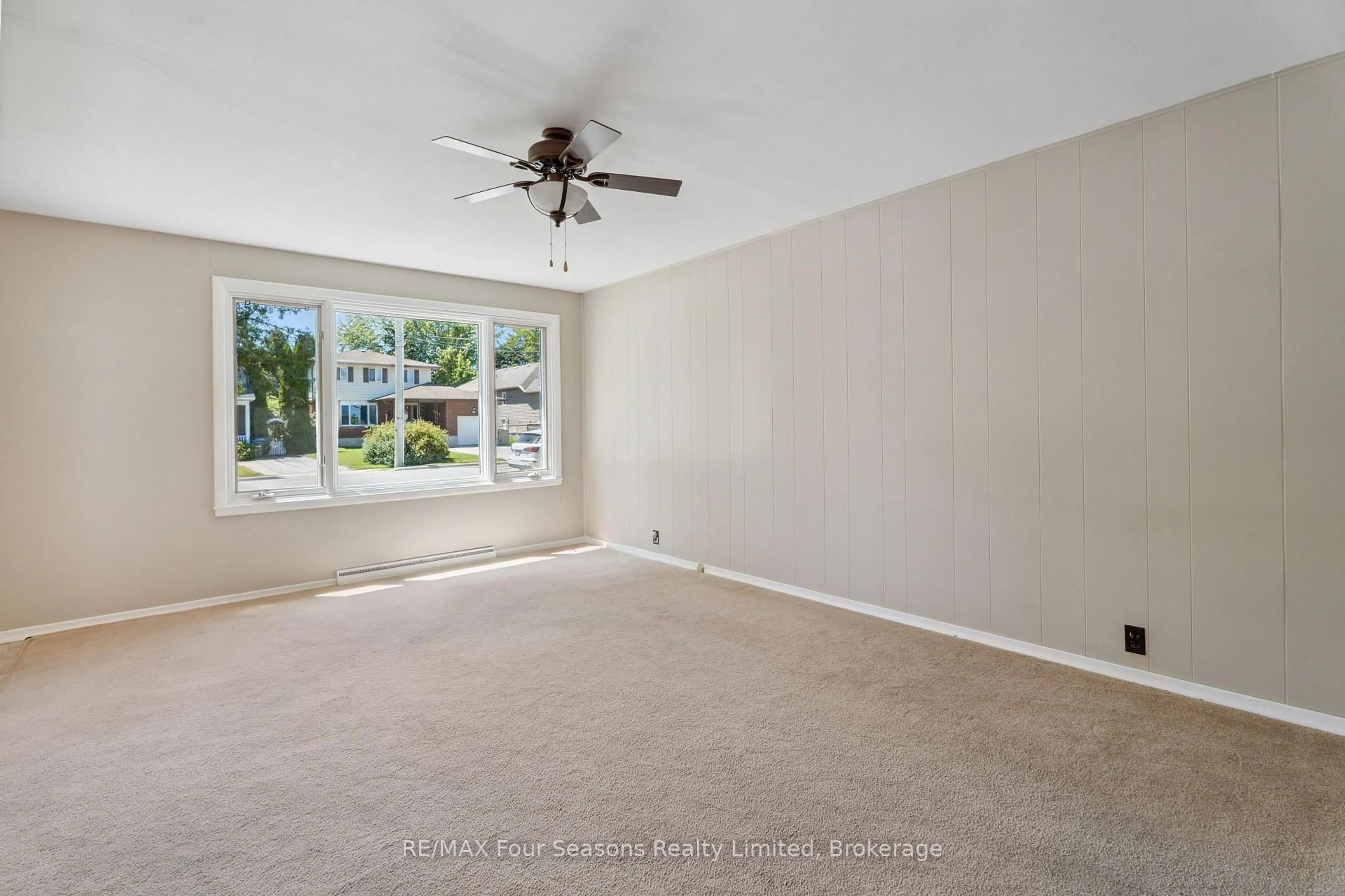 A pic of a room for 63 Rodney St, Collingwood Ontario L9Y 1C9