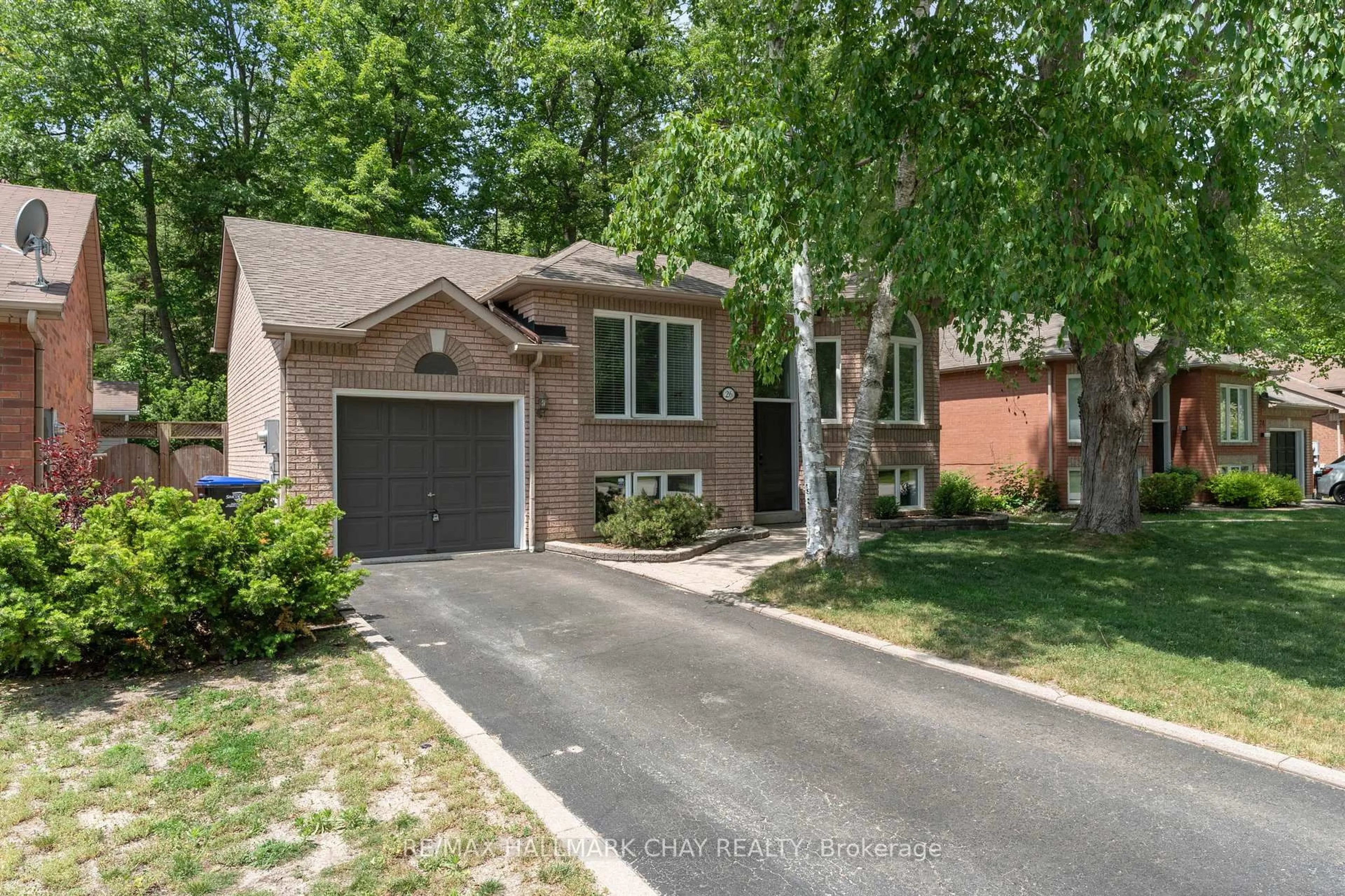 Home with brick exterior material, street for 26 Brillinger Dr, Wasaga Beach Ontario L9Z 1L4