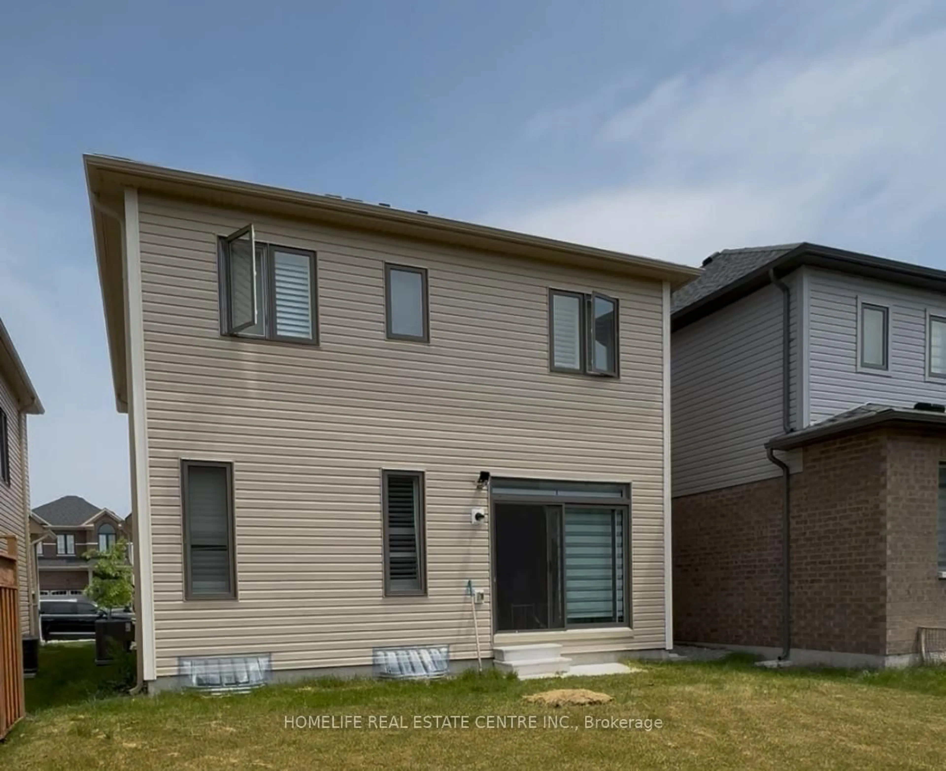 Home with brick exterior material, building for 159 Terry Fox Dr, Barrie Ontario L9S 2Z8