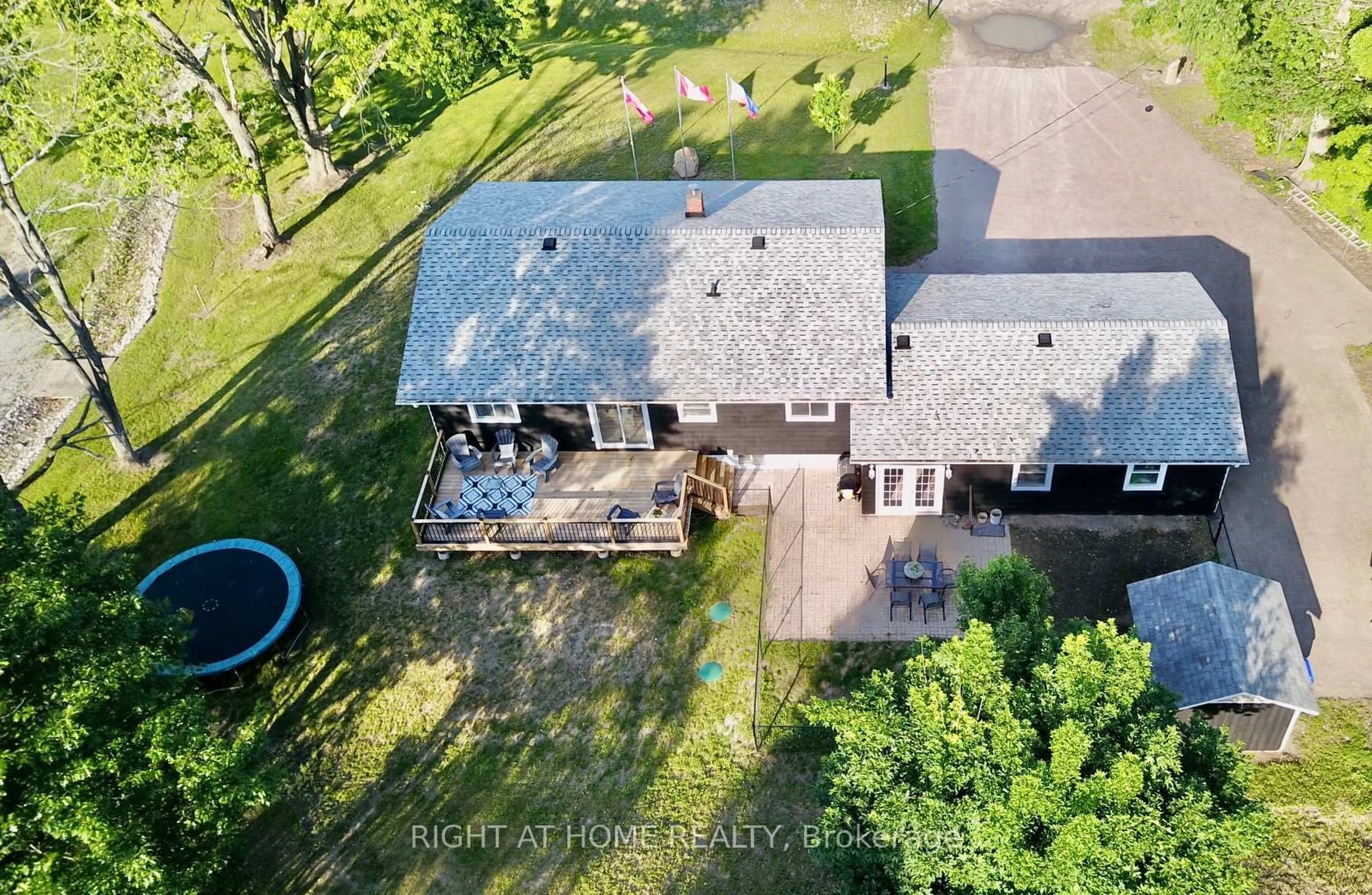 A pic from outside/outdoor area/front of a property/back of a property/a pic from drone, unknown for 6680 County Rd 93 Highway, Tay Ontario L0K 2E0