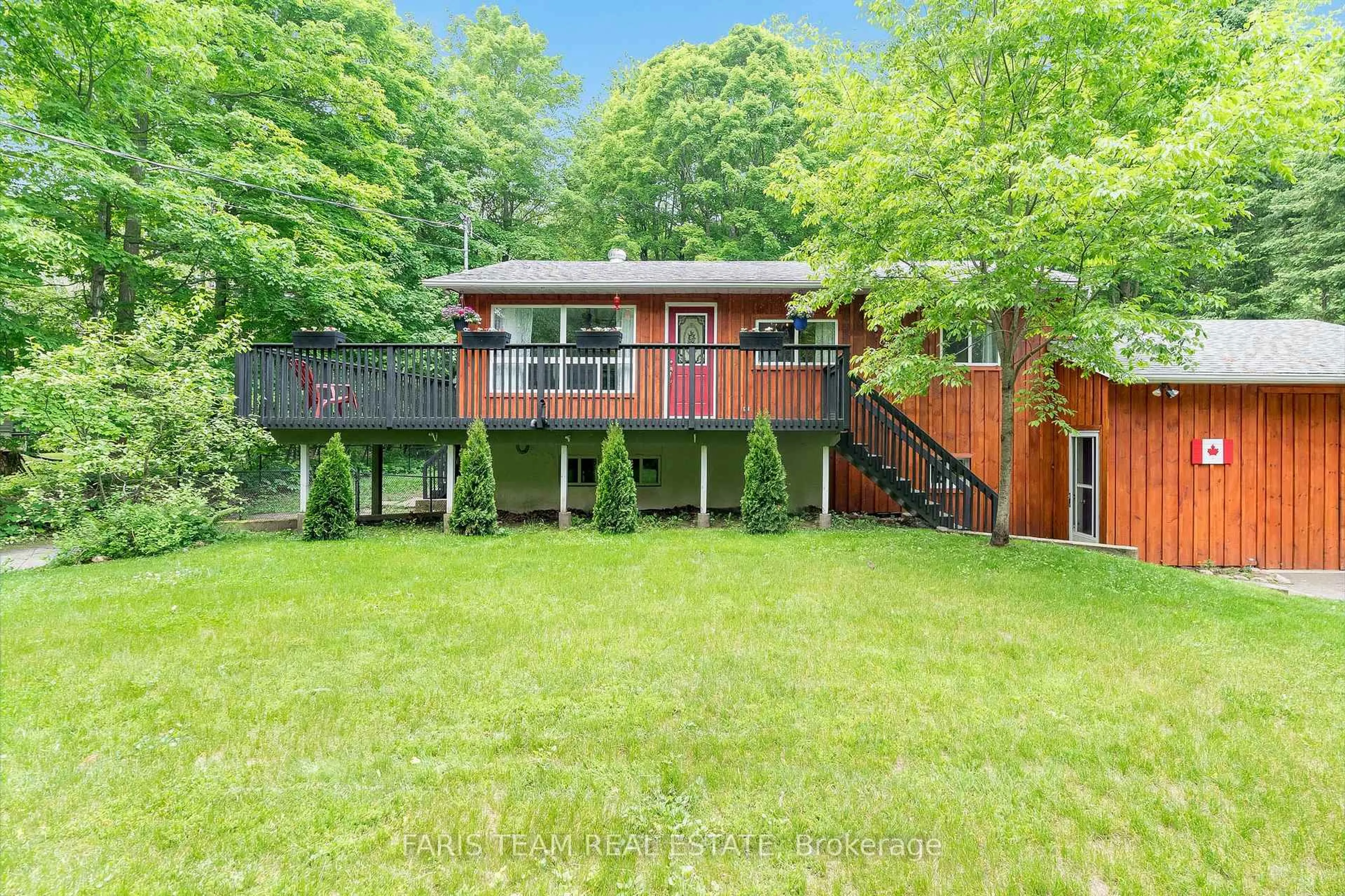 A pic from outside/outdoor area/front of a property/back of a property/a pic from drone, water/lake/river/ocean view for 1474 Champlain Rd, Tiny Ontario L9M 0C1