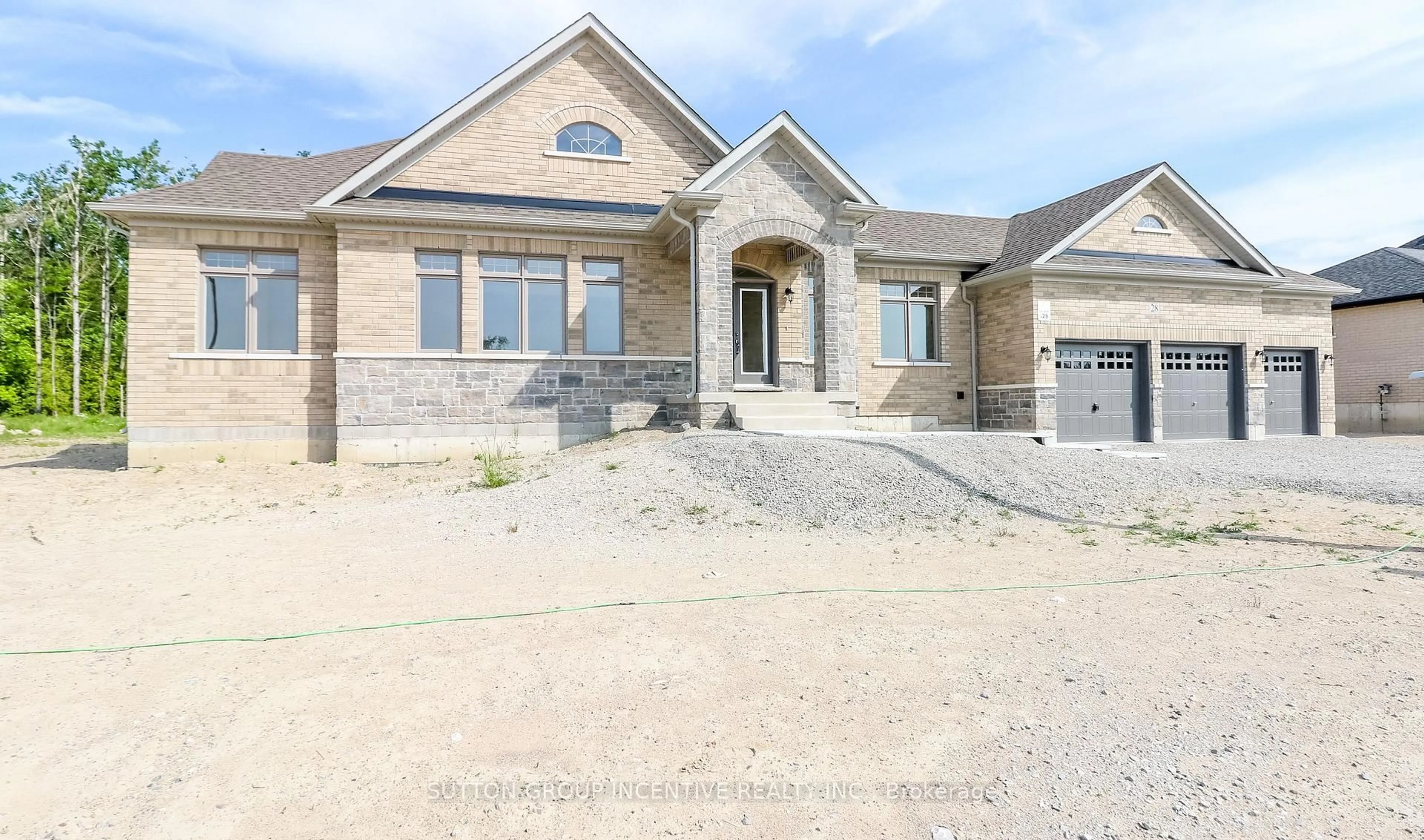 Home with brick exterior material, unknown for 28 Cottonwood St, Springwater Ontario L9X 2E5