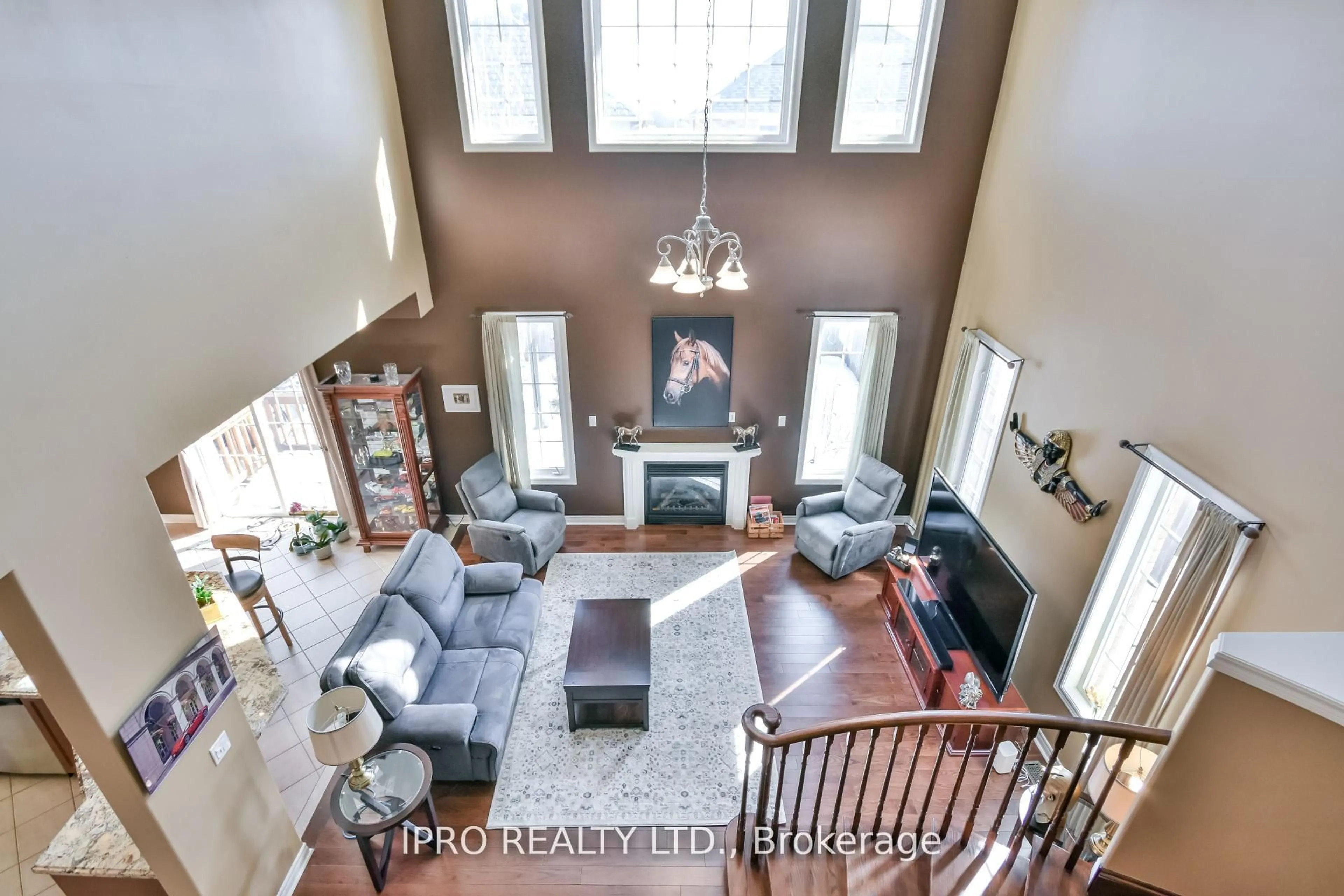 Living room with furniture, unknown for 79 Sovereign's Gate, Barrie Ontario L4N 0Y9