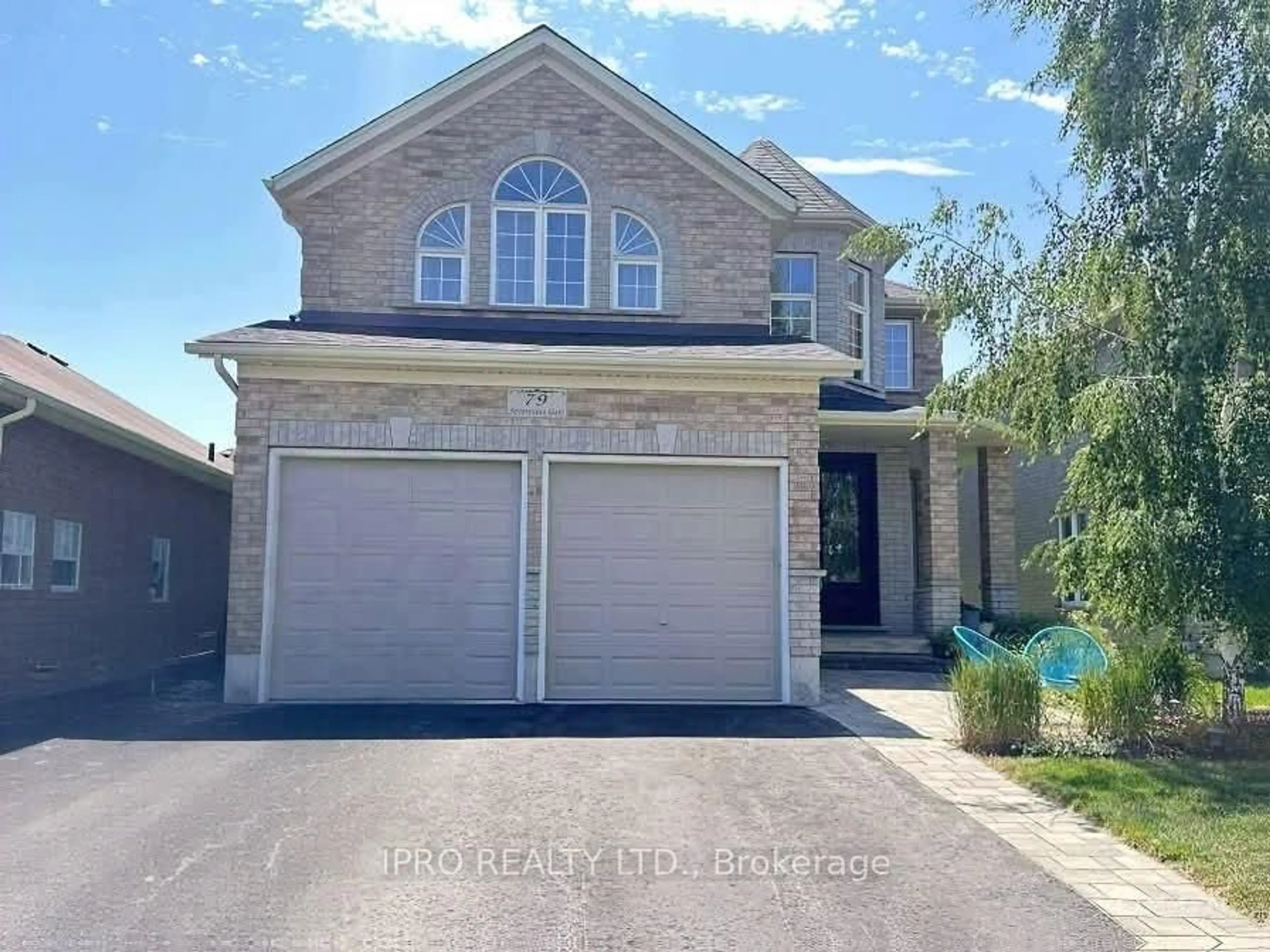 Unknown for 79 Sovereign's Gate, Barrie Ontario L4N 0Y9