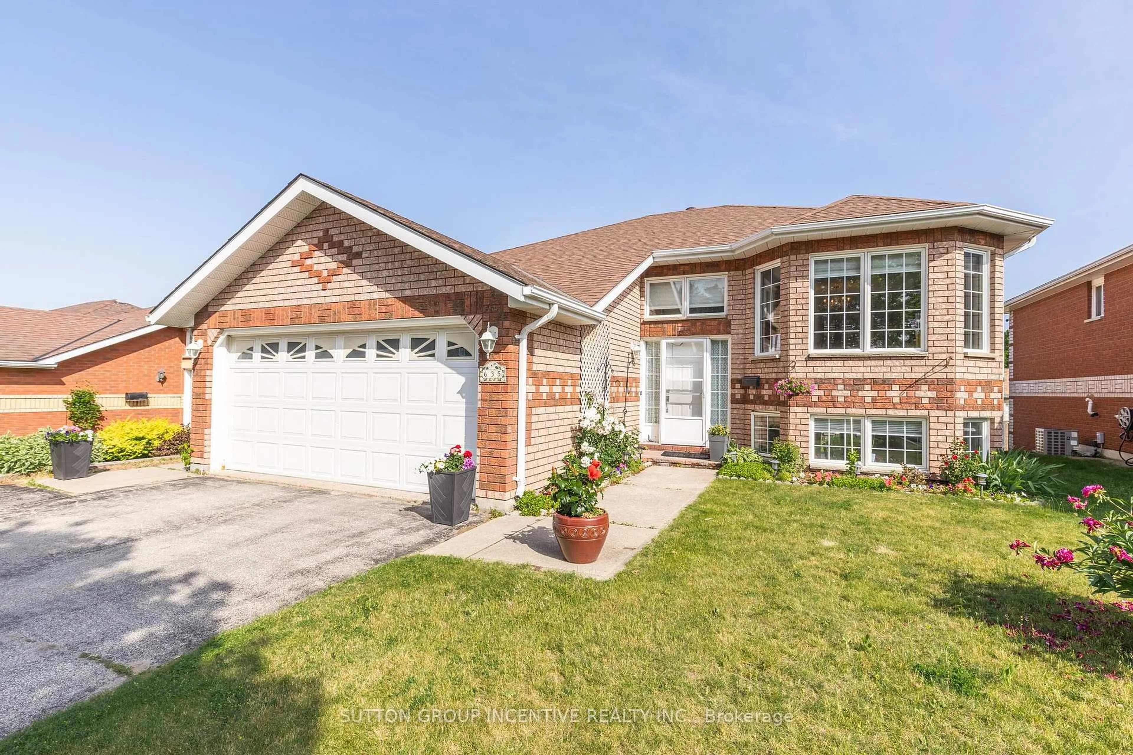 Home with brick exterior material, street for 635 Wayne Cres, Midland Ontario L4R 5E1