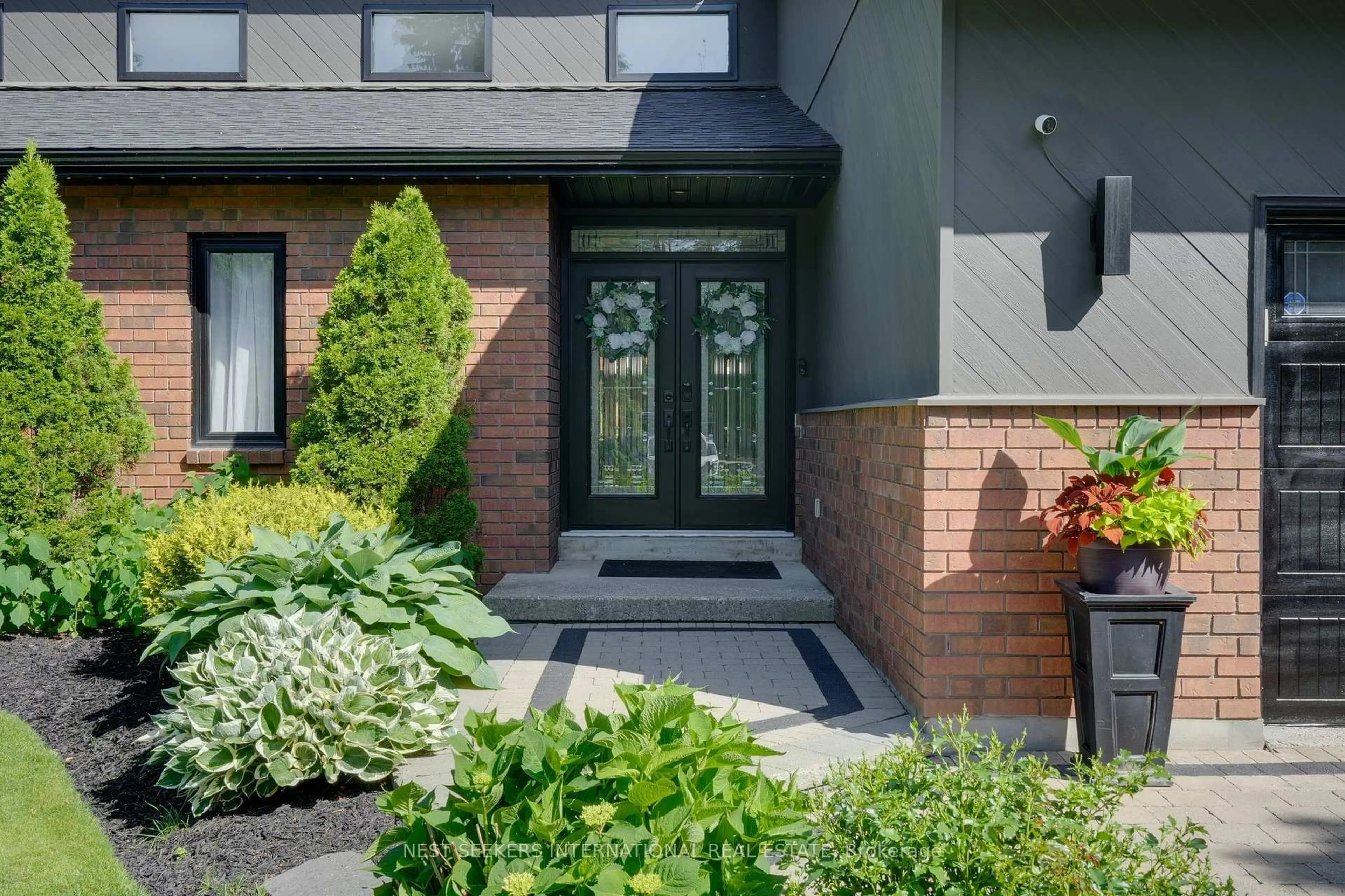 Home with brick exterior material, street for 28 Holloway Lane, Springwater Ontario L0L 1X0