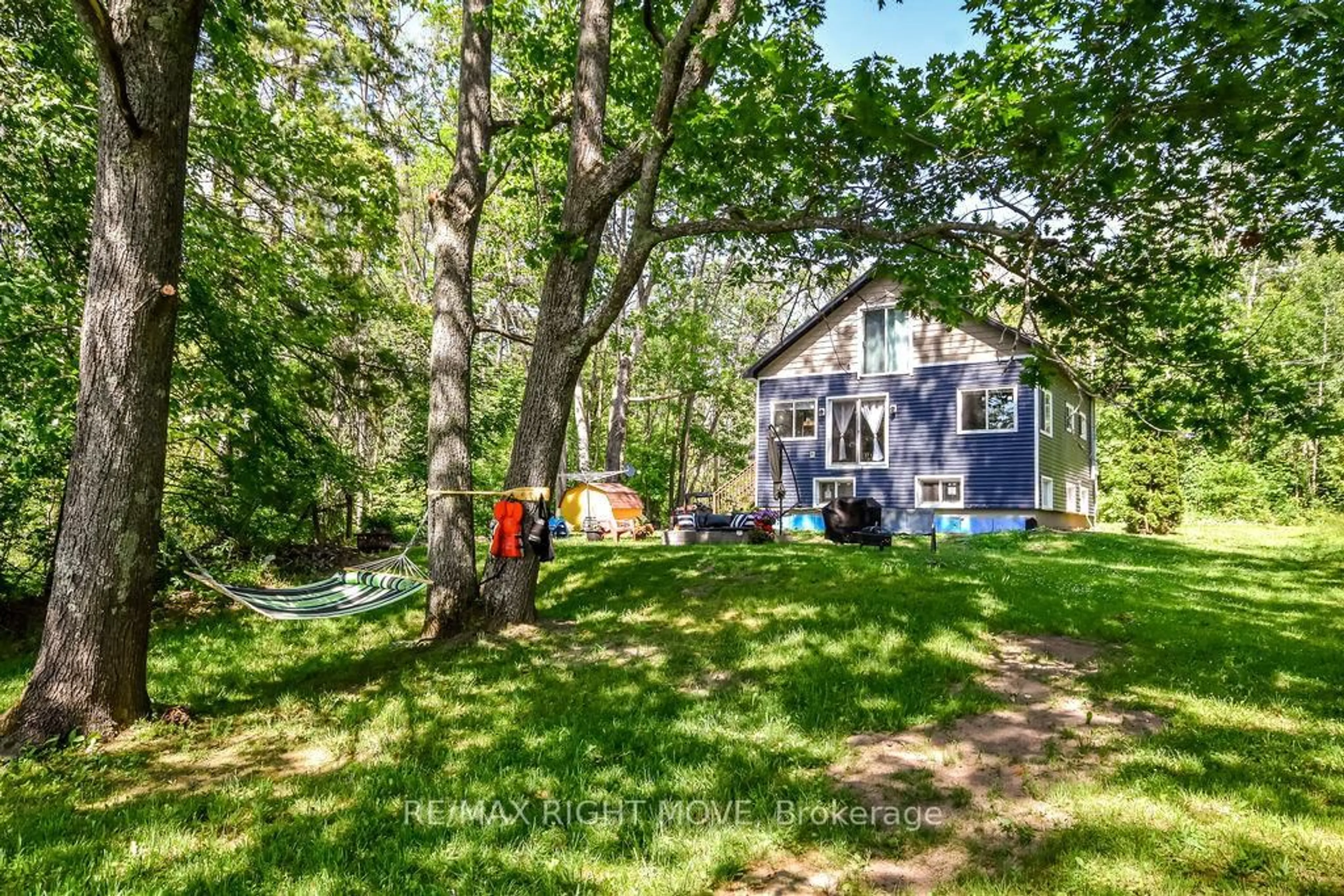 A pic from outside/outdoor area/front of a property/back of a property/a pic from drone, unknown for 6896 Pentland Lane, Ramara Ontario L0K 2B0