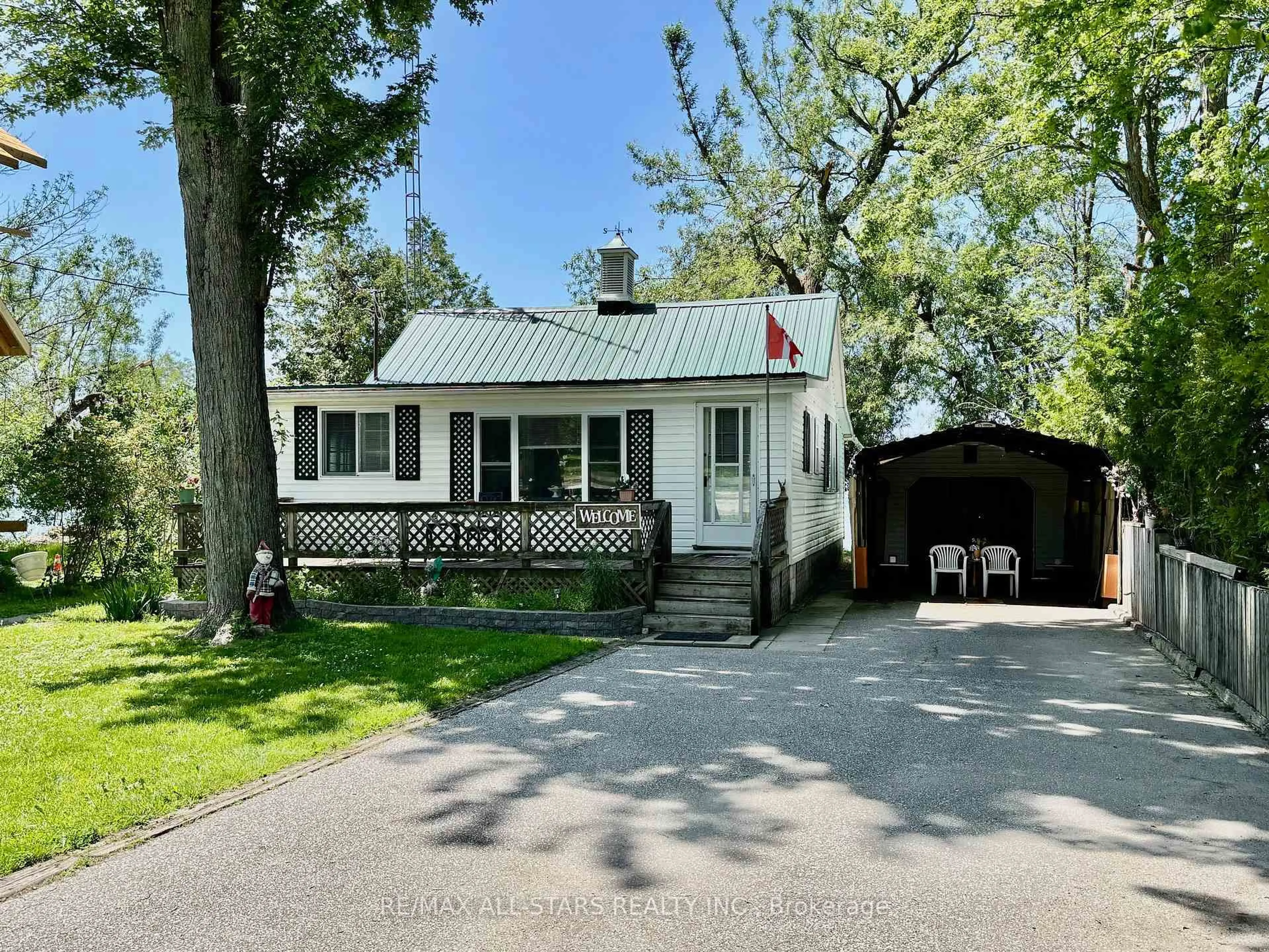 A pic from outside/outdoor area/front of a property/back of a property/a pic from drone, street for 2644 Lakeshore Dr, Ramara Ontario L0K 1B0
