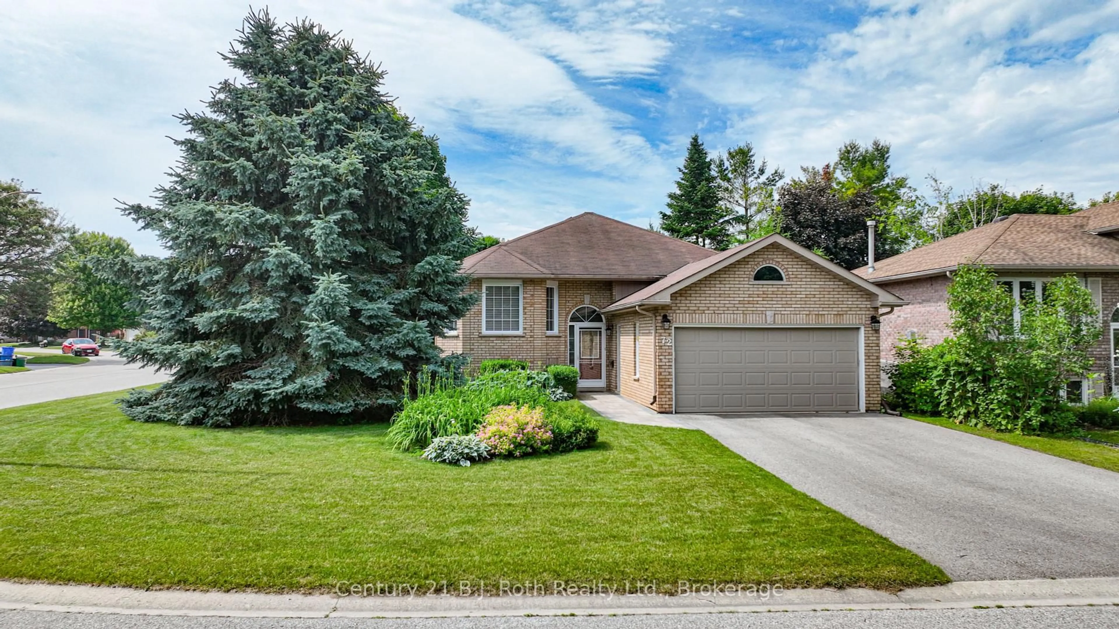 Home with brick exterior material, street for 72 Carter Cres, Orillia Ontario L3V 7S1
