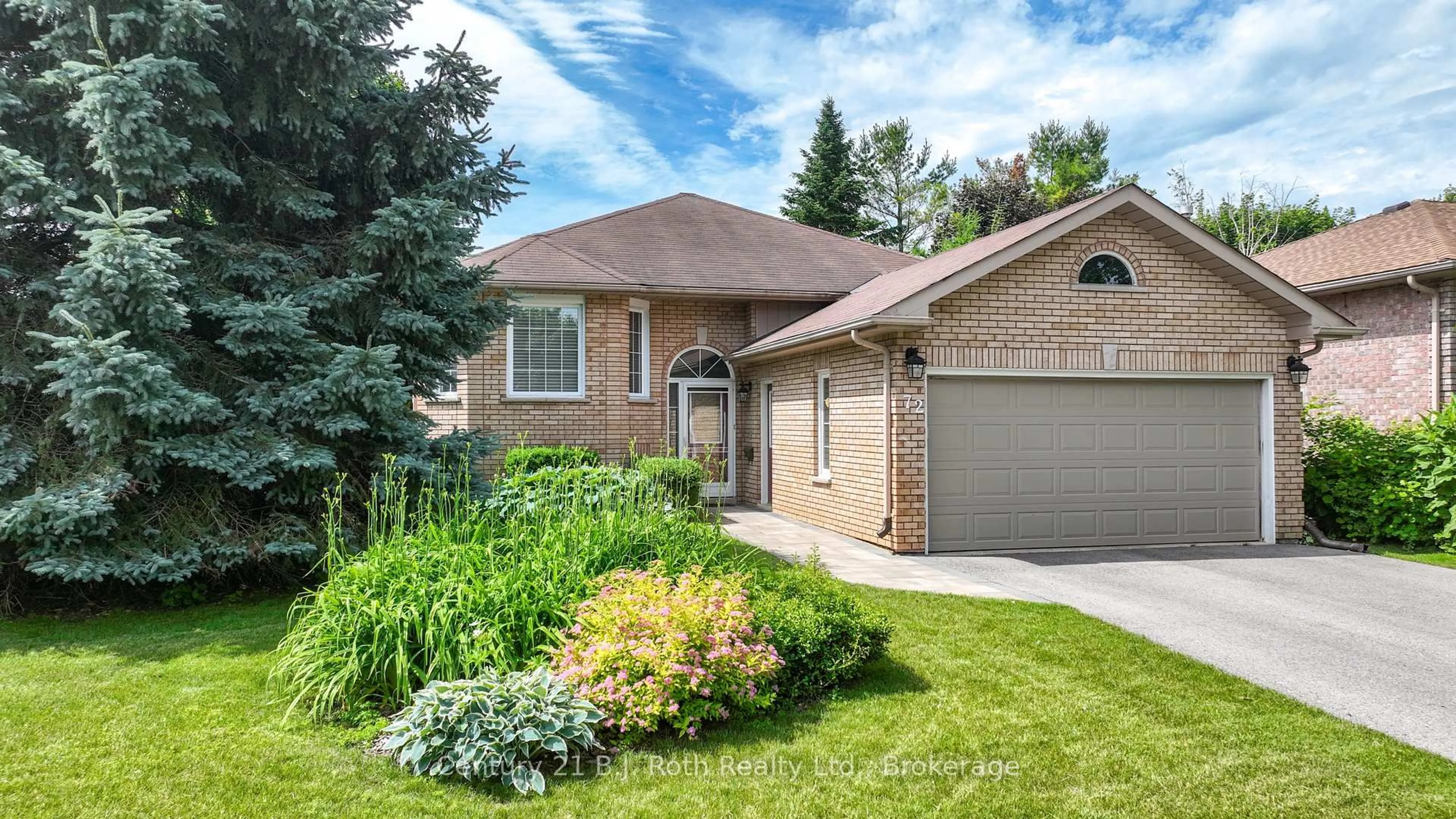 Home with brick exterior material, street for 72 Carter Cres, Orillia Ontario L3V 7S1