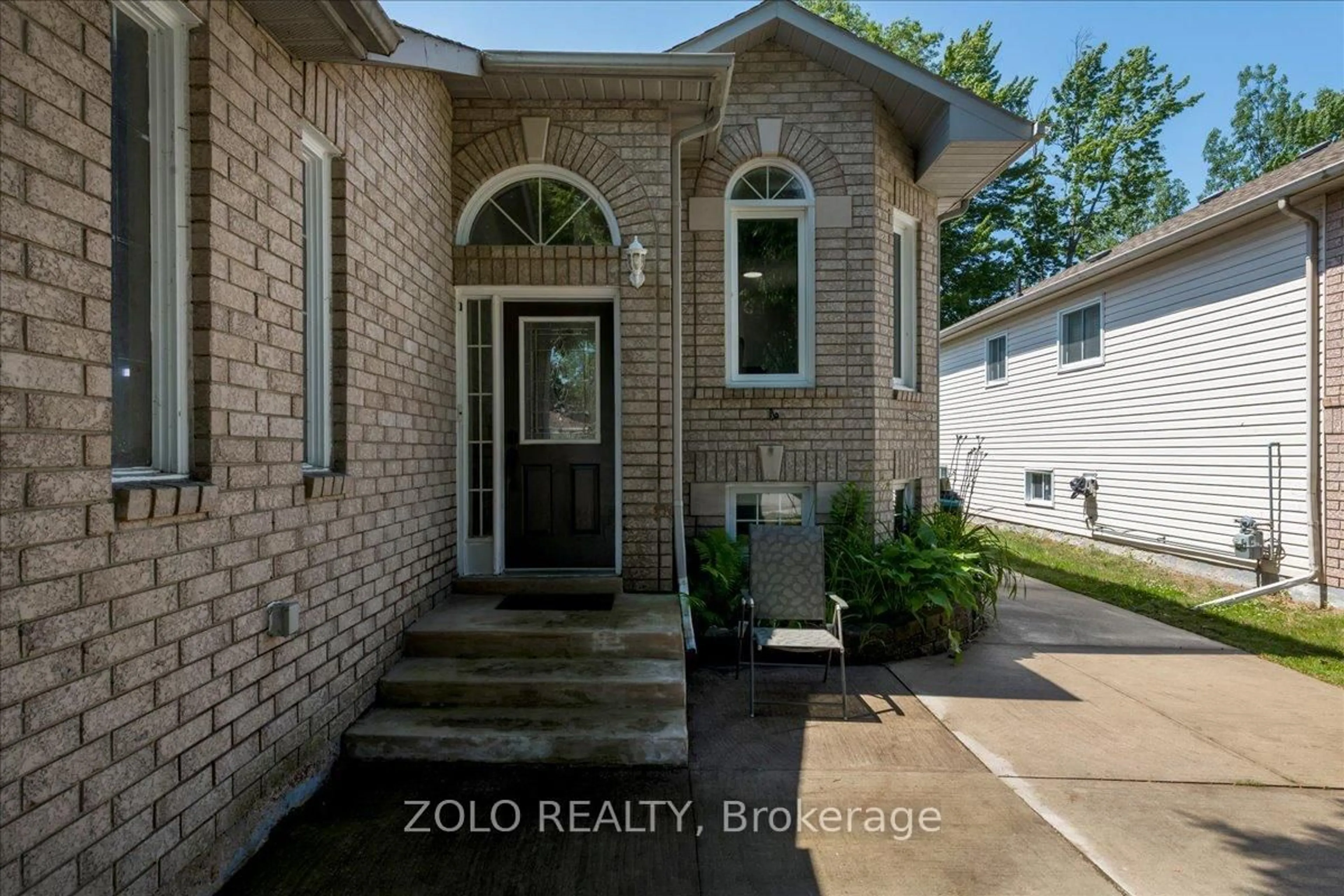 Unknown for 124 dyer Dr, Wasaga Beach Ontario L9Z 1M1