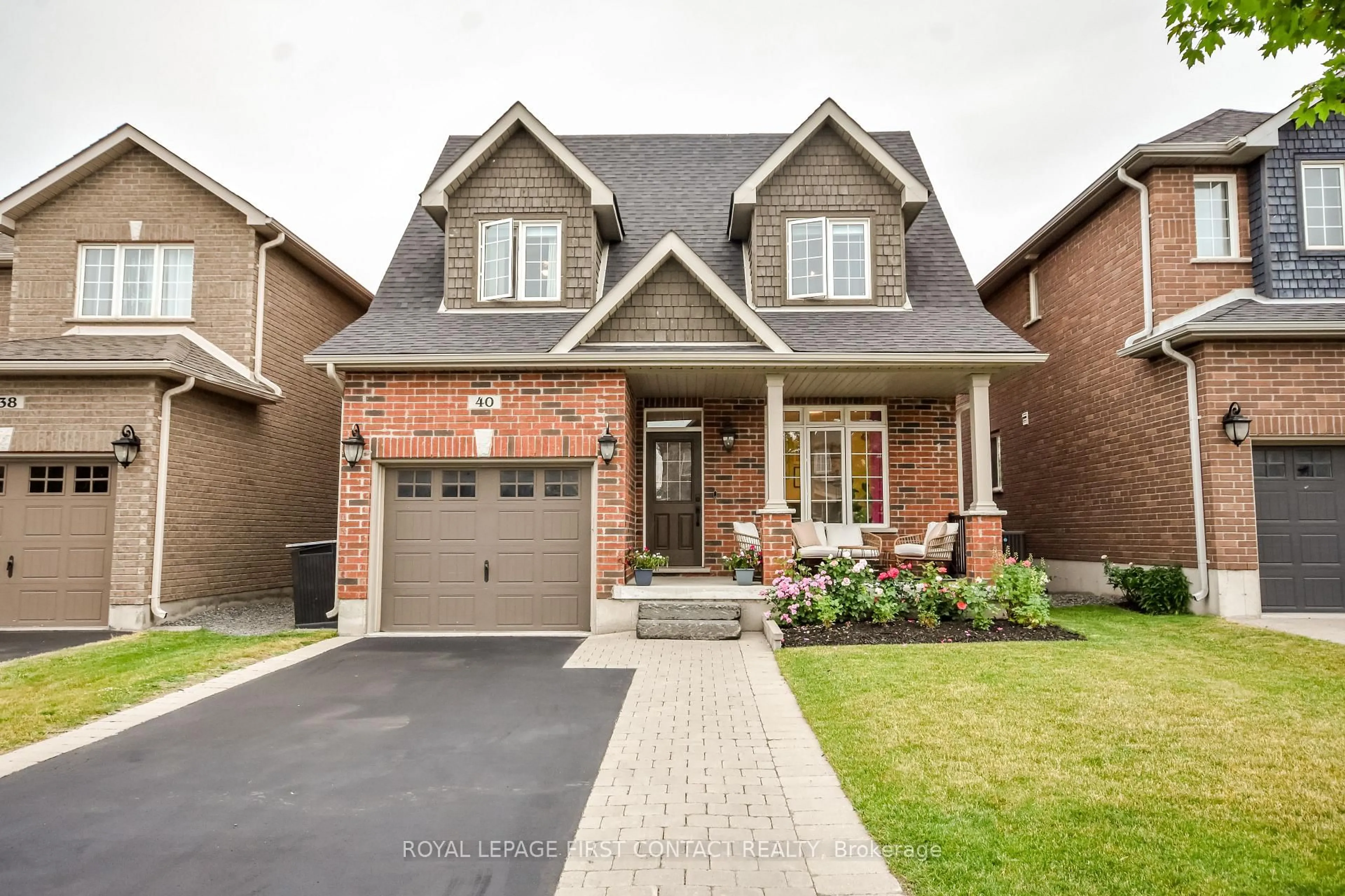 Home with brick exterior material, street for 40 Booth Lane, Barrie Ontario L4N 0S4