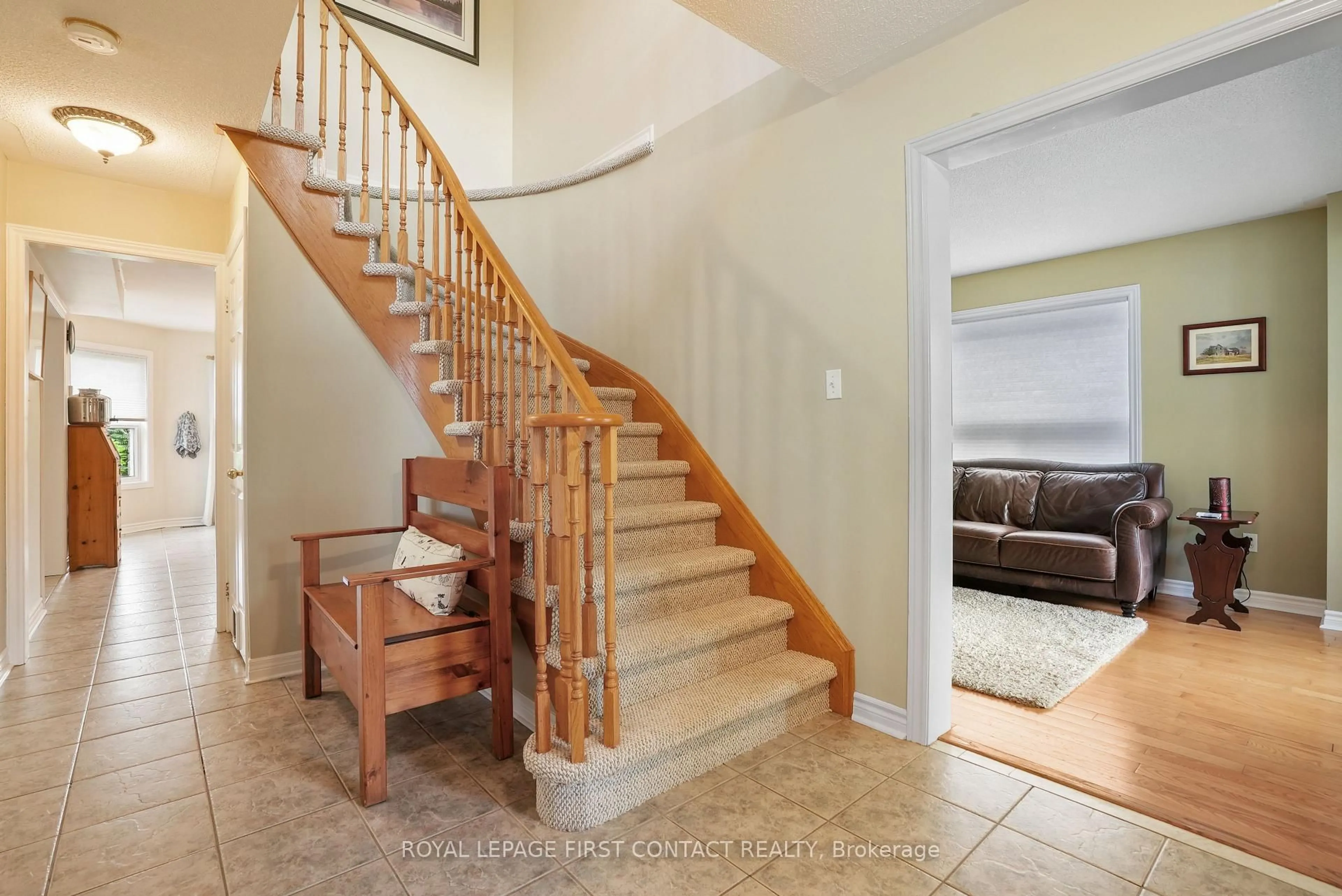 Unknown for 14 Meyer Ave, Barrie Ontario L4M 6Y1