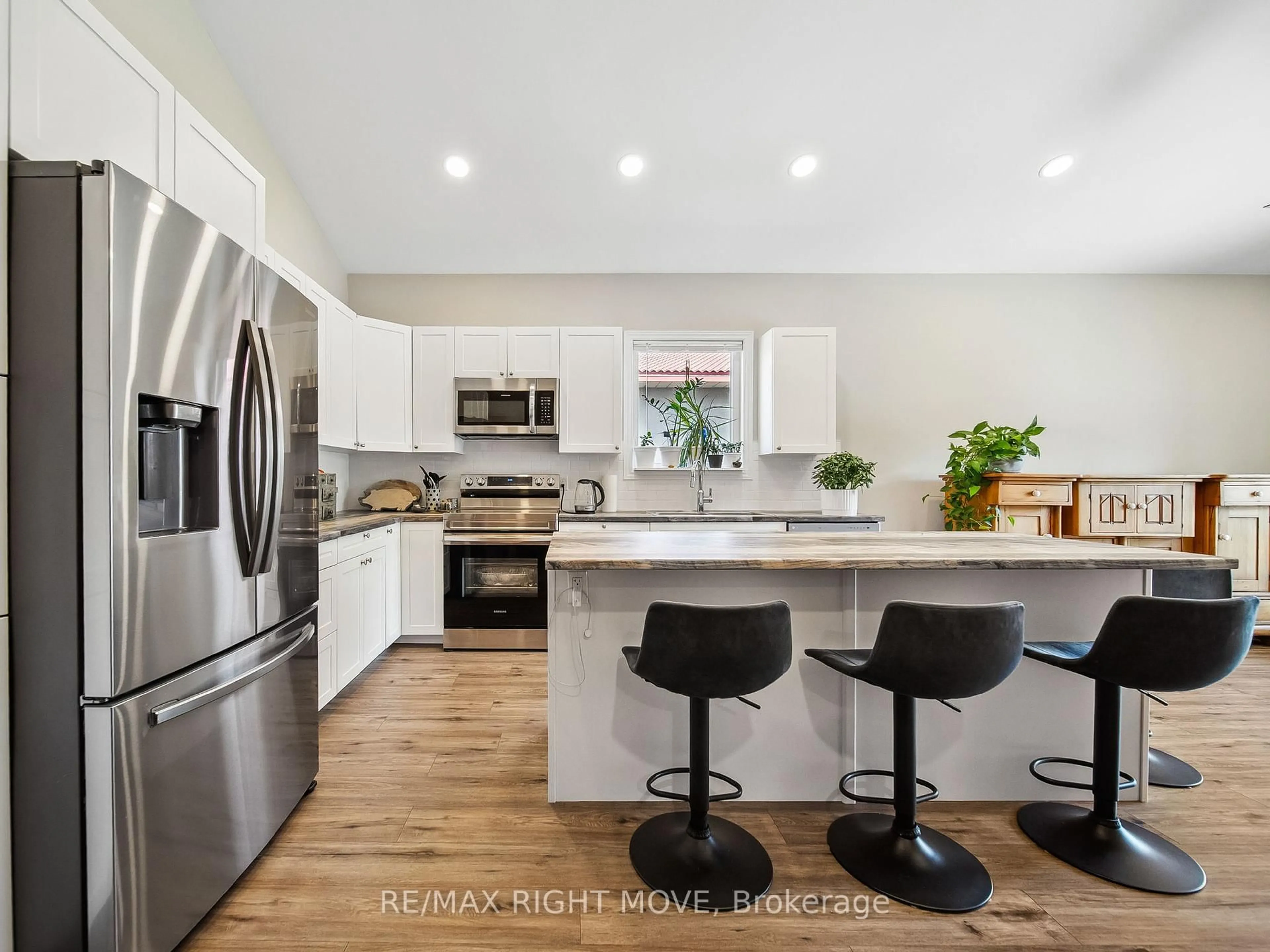 Open concept kitchen, unknown for 112B Creighton St #1 & 2, Ramara Ontario L3V 1B3