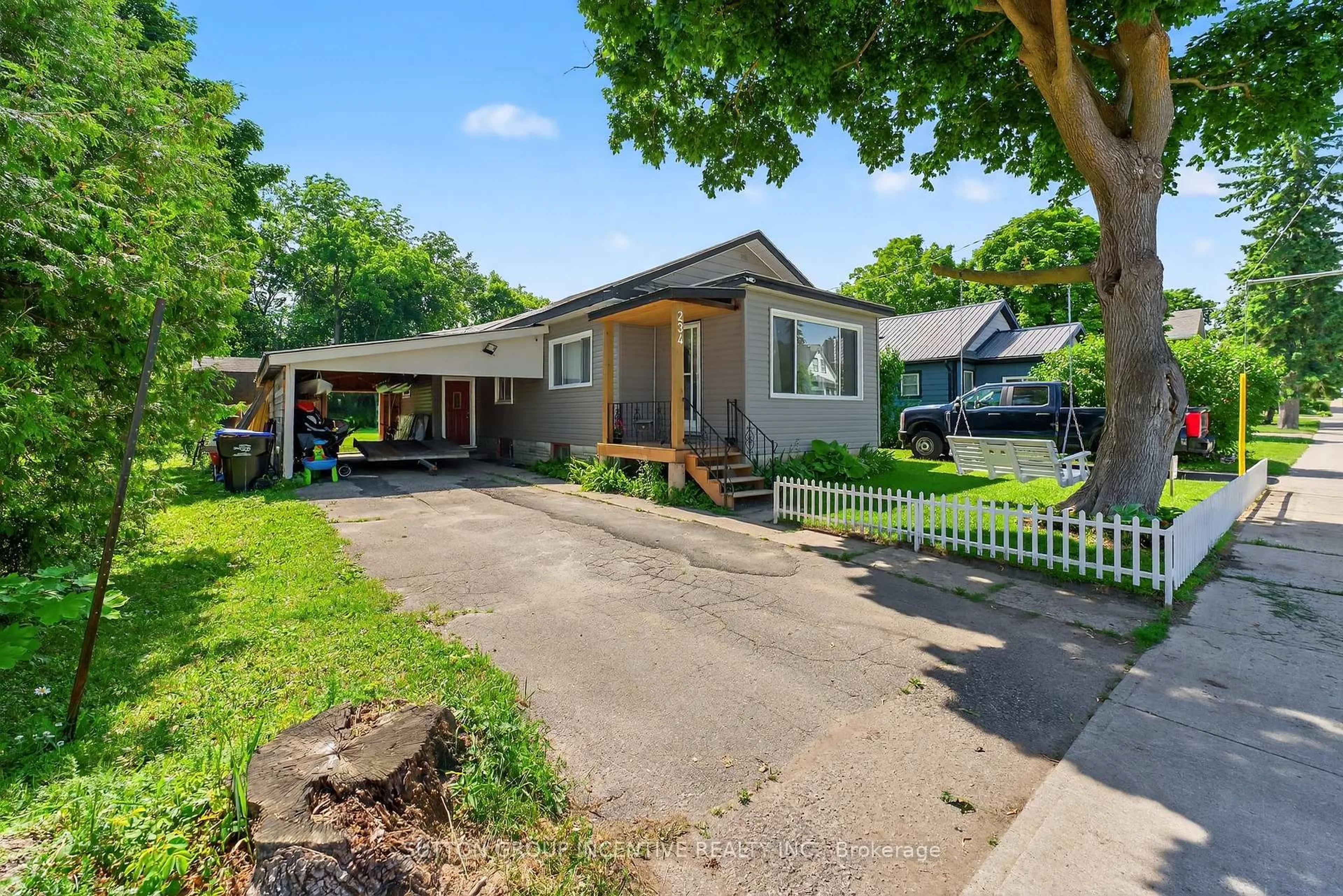 Unknown for 234 George St, Midland Ontario L4R 2W6