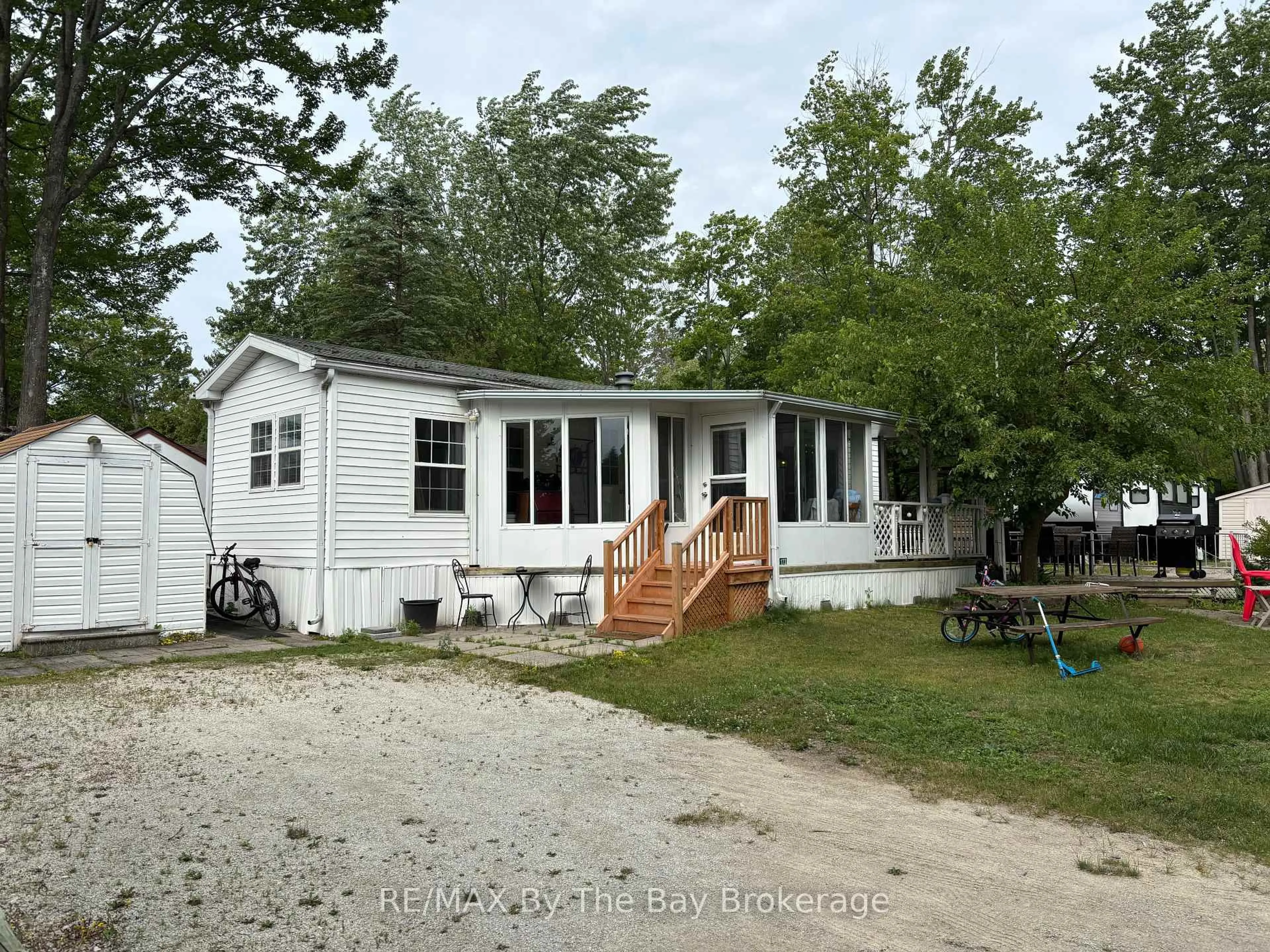 Unknown for 85 THEME PARK Dr #173, Wasaga Beach Ontario L9Z 1X7