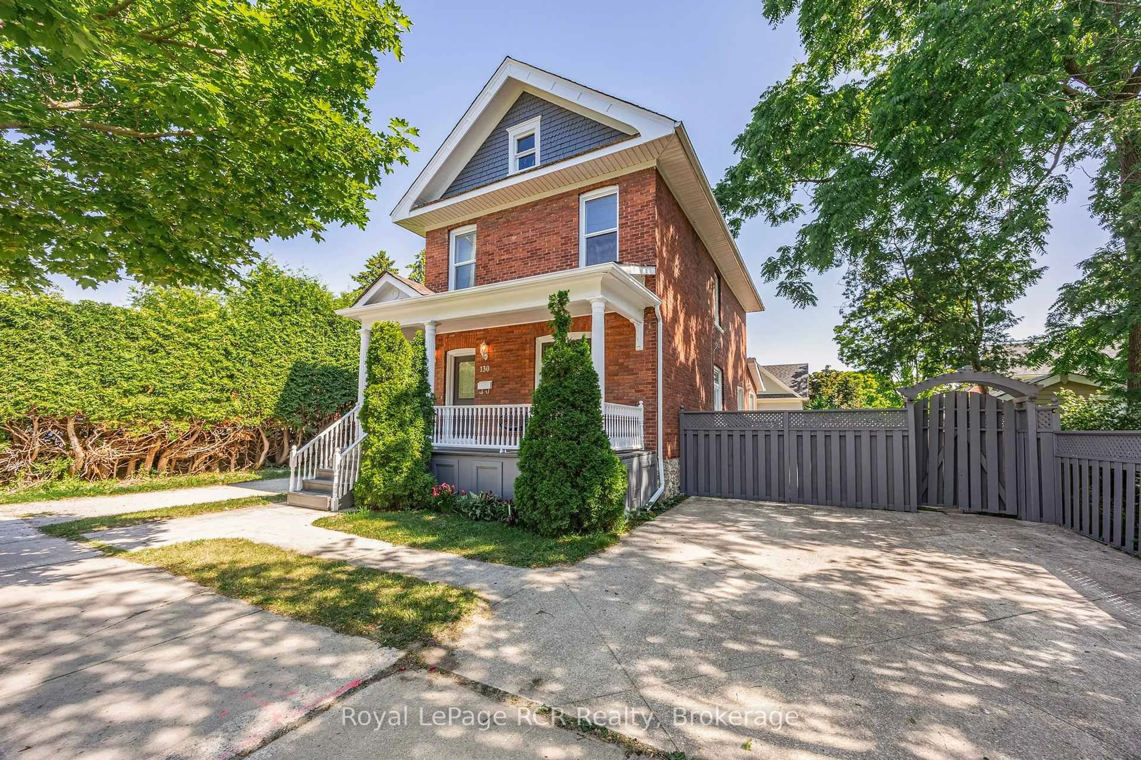 Home with brick exterior material, street for 130 Second St, Collingwood Ontario L9Y 1E8