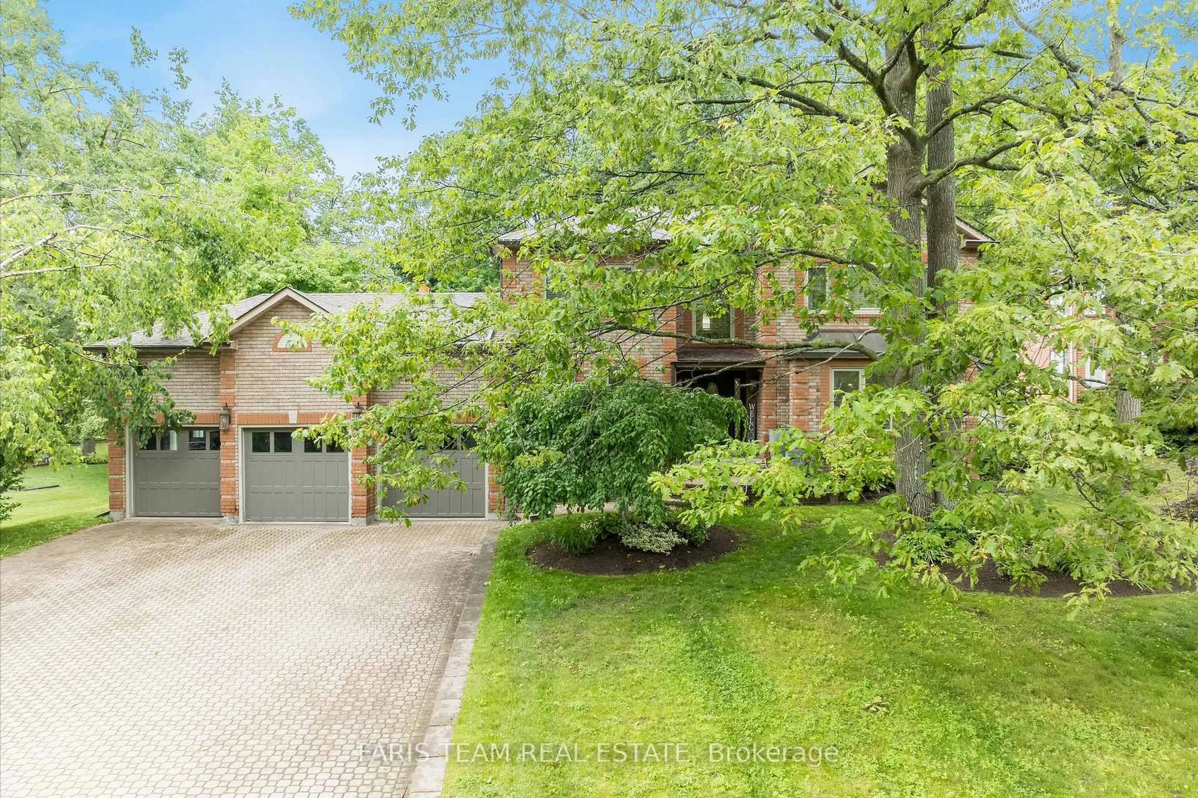 Unknown for 6 Alana Dr, Springwater Ontario L9X 0S2