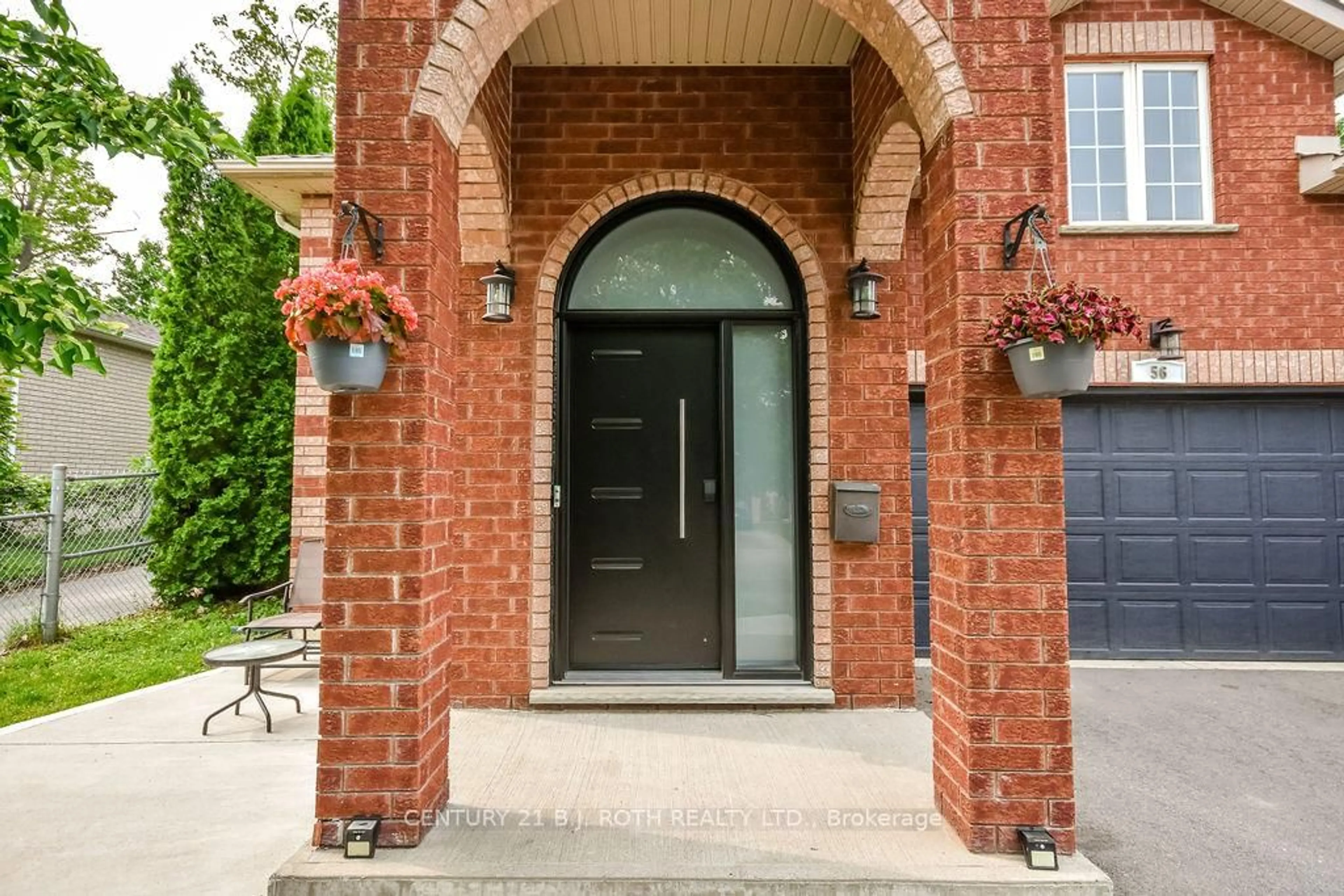 Home with brick exterior material, street for 56 Monique Cres, Barrie Ontario L4M 6Y4