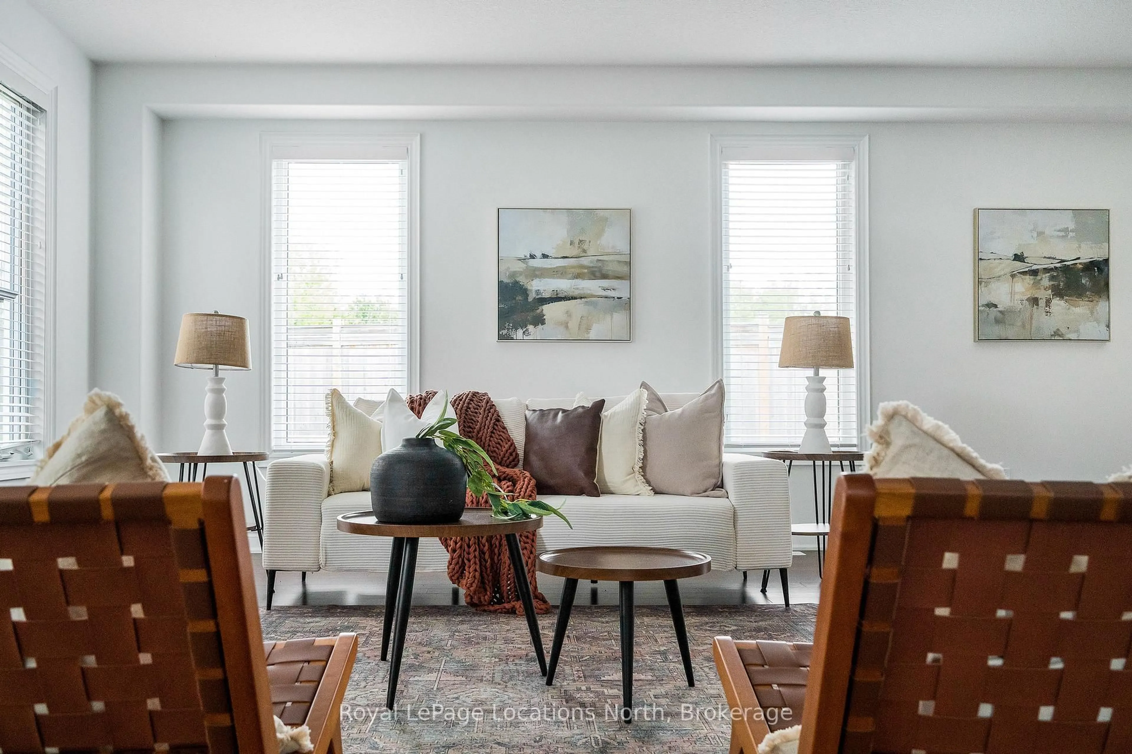 Living room with furniture, unknown for 81 Lockerbie Cres, Collingwood Ontario L9Y 0Y8